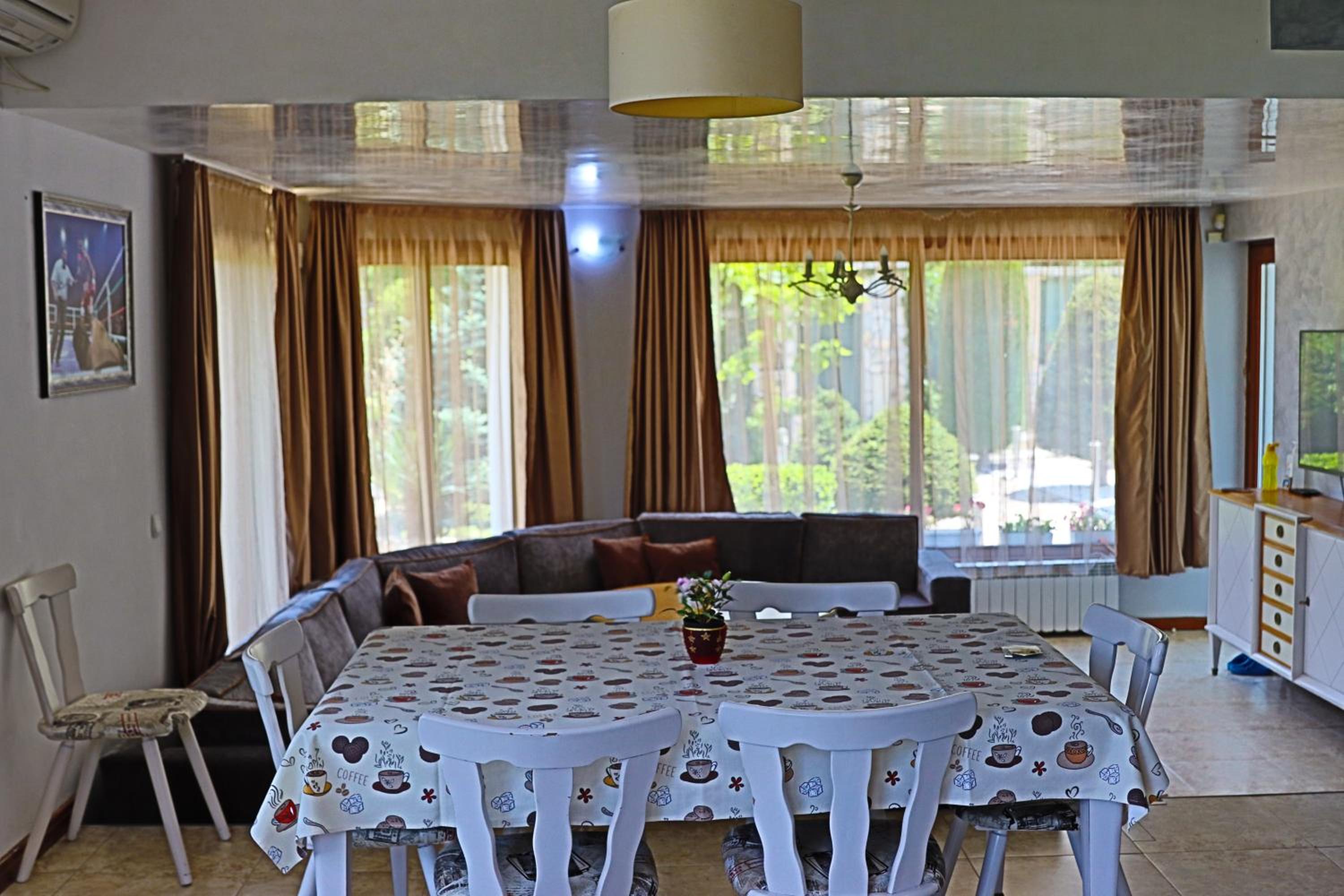 Holiday House Kubrat