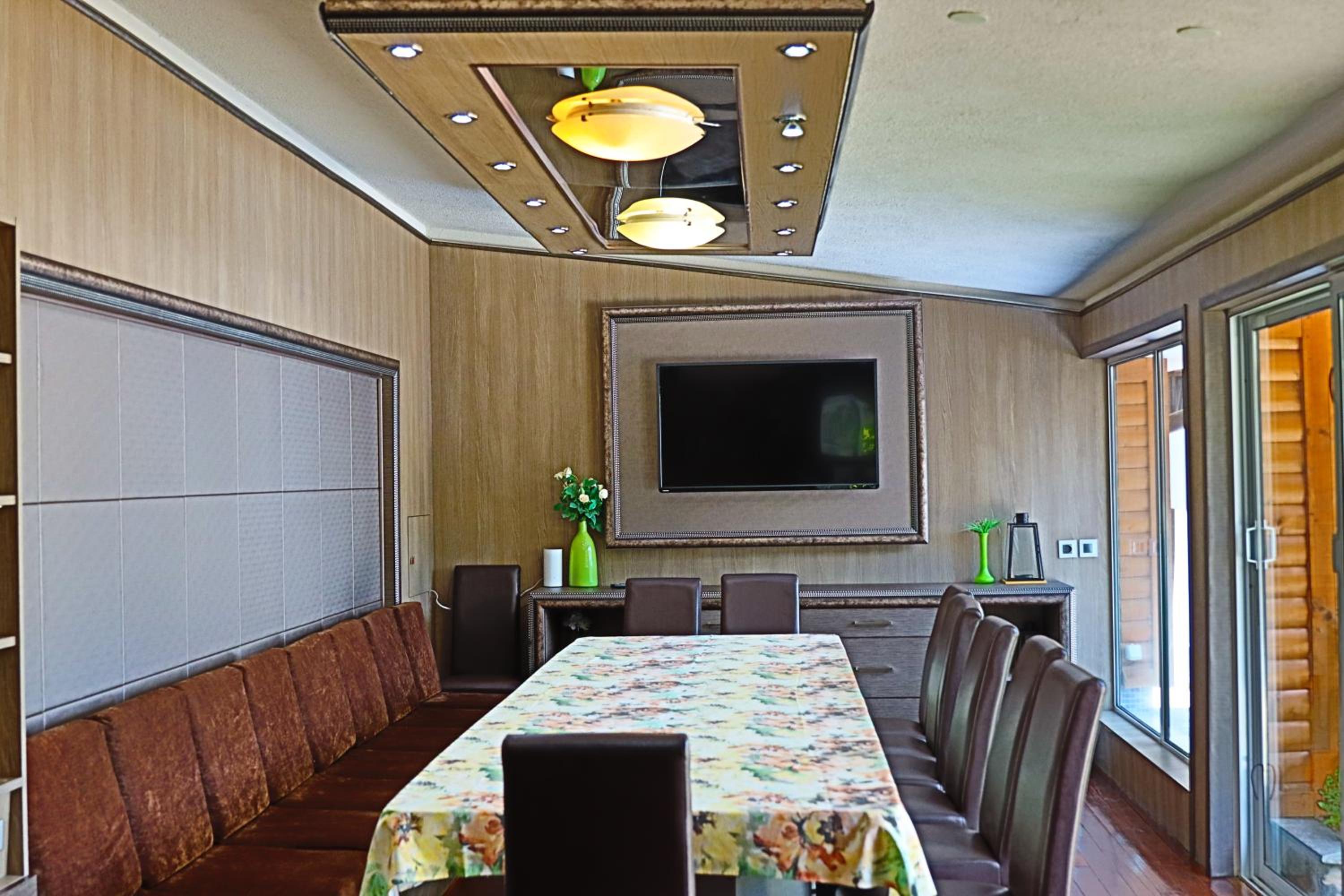 Holiday House Kubrat