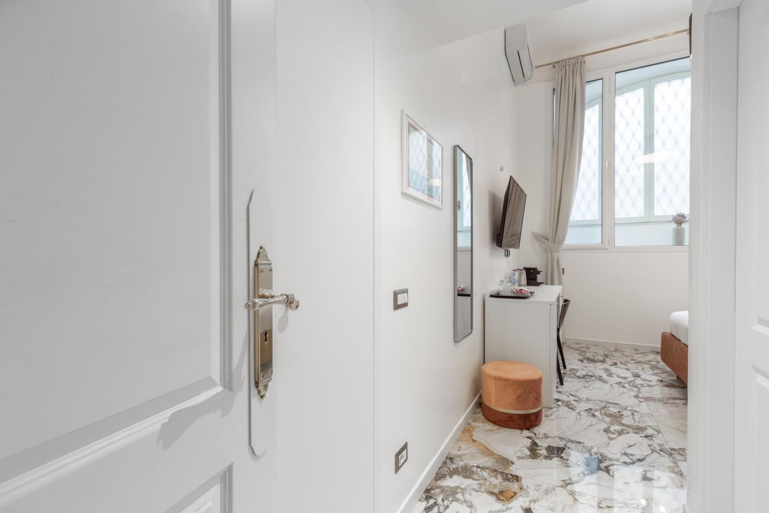 Duomo Smart Suites