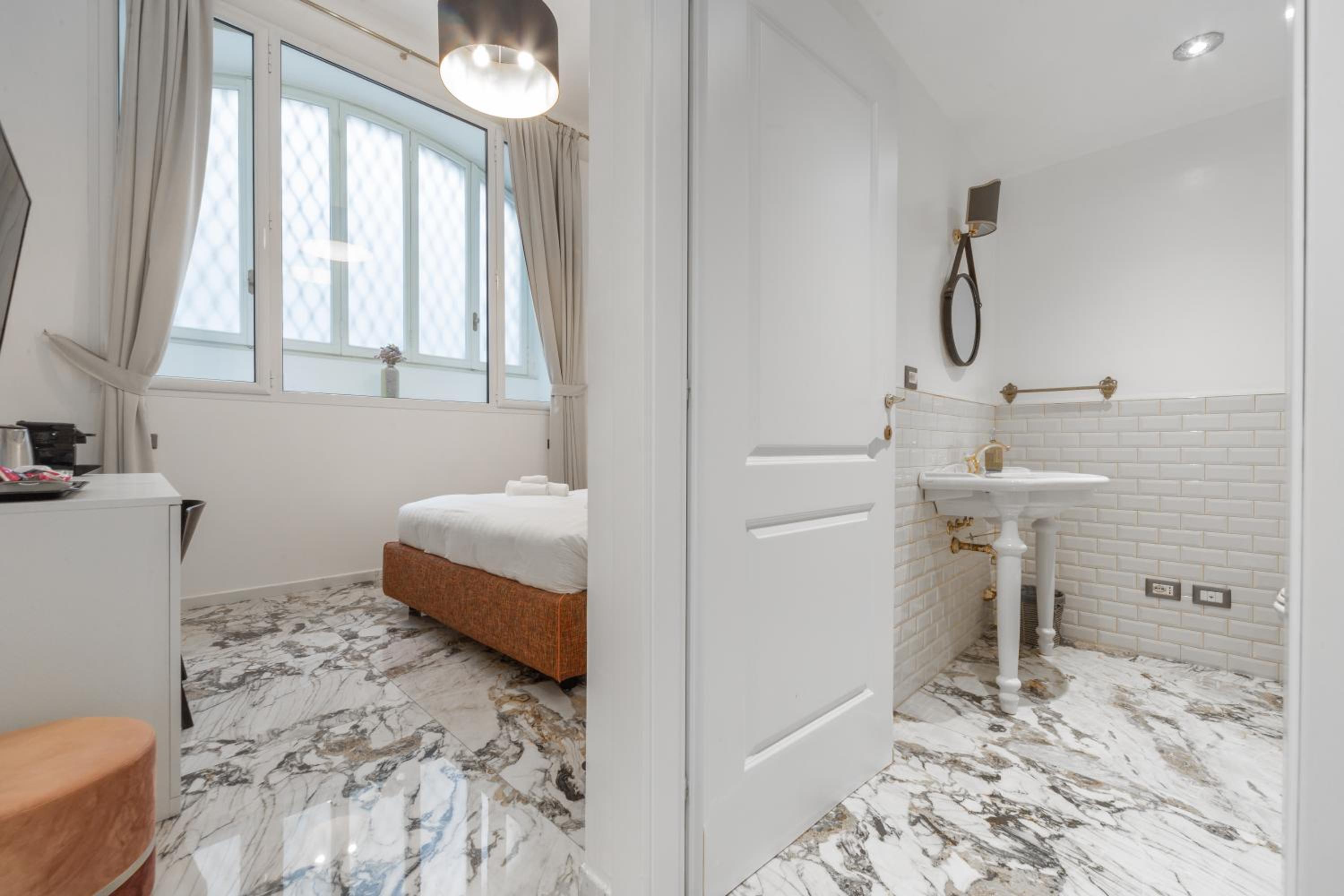 Duomo Smart Suites