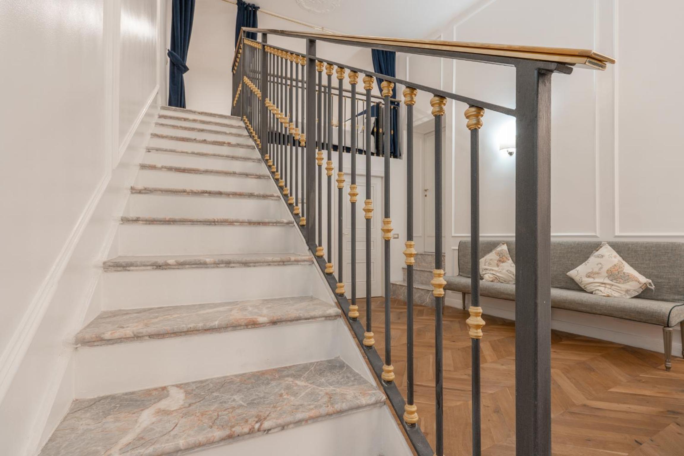 Duomo Smart Suites