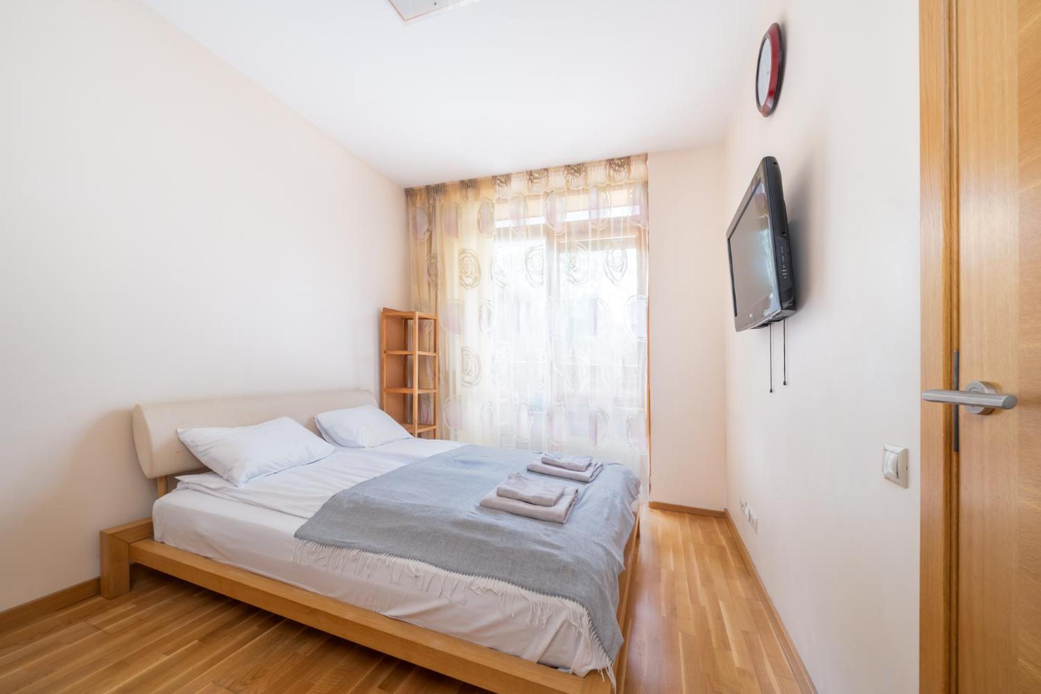 Spacious apartment in a park zone with the private terrace