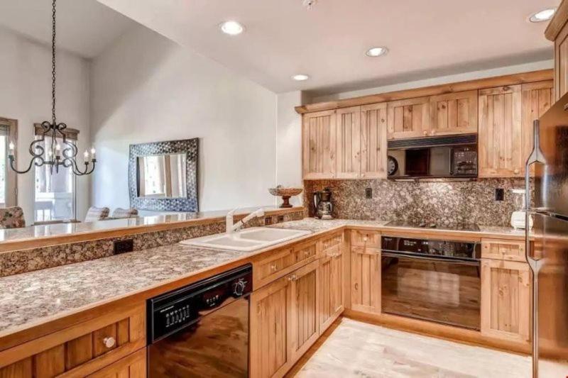 Beaver Creek Elkhorn Lodge 1 Bedroom Residence With Ski In, Ski Out Access And A Short Walk To Beaver Creek Village view 5