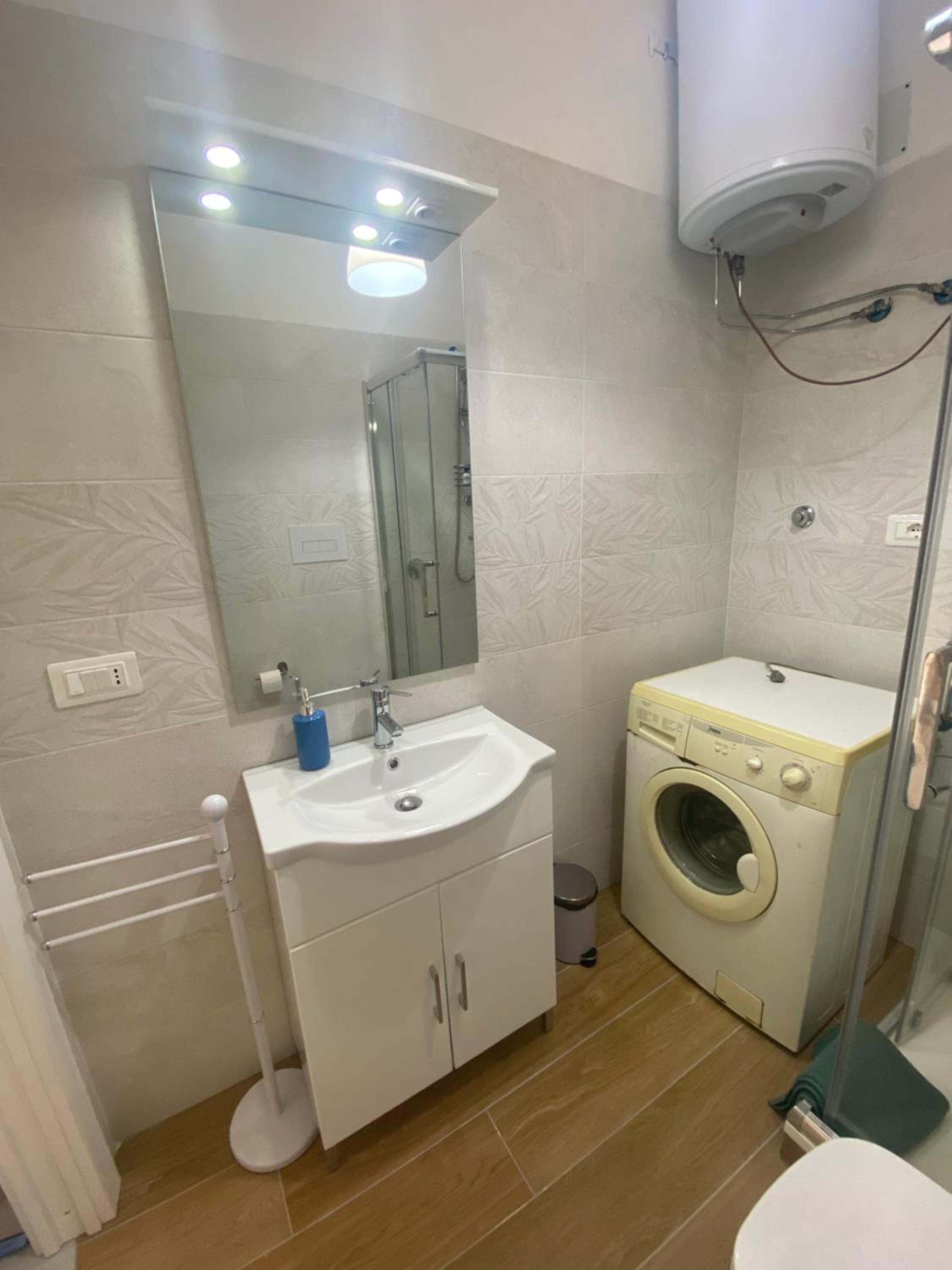Mior Case Vacanze en Palinuro — bathroom