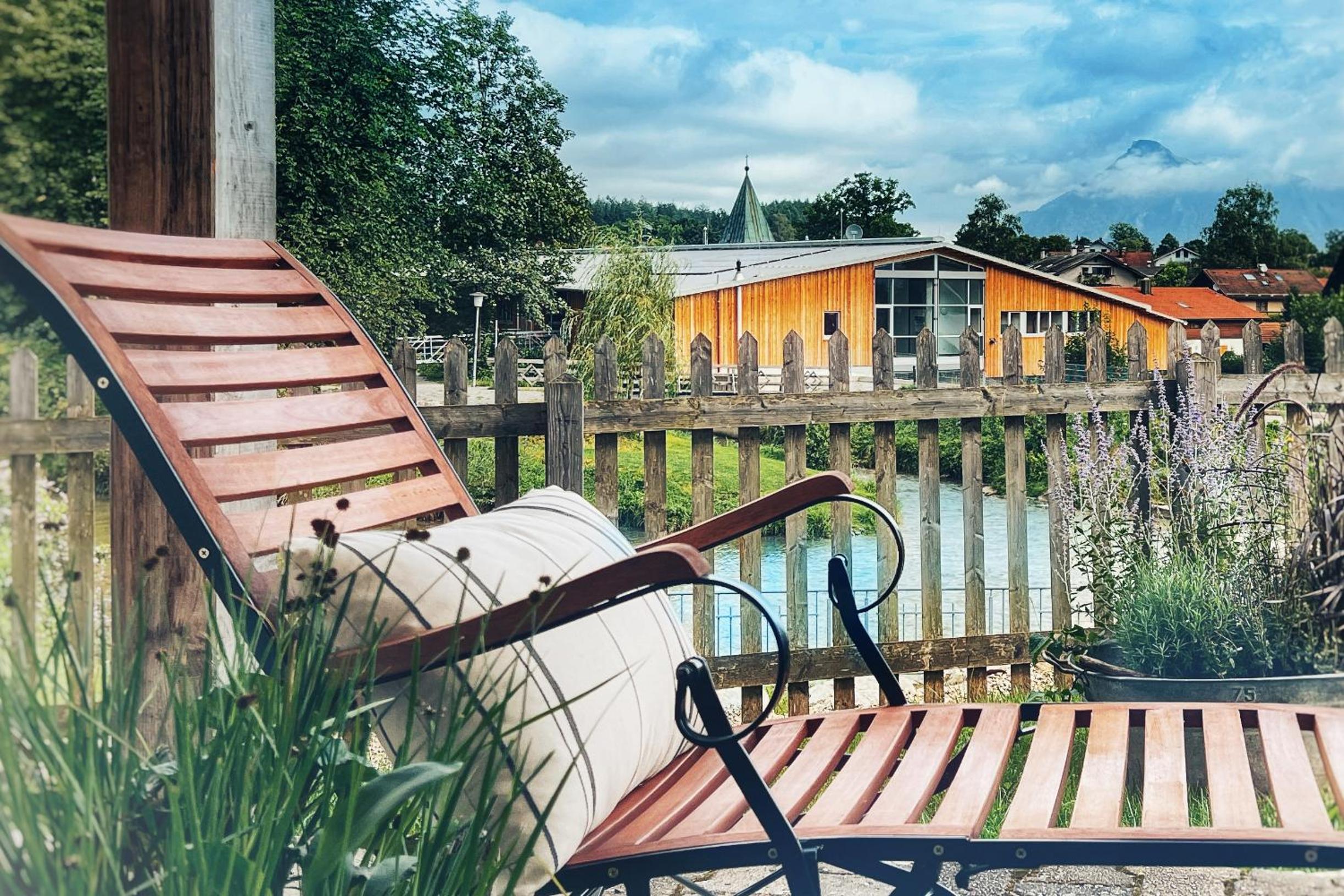 Ferienhaus Bachperle - Alpenidyll mit Kamin, Balkon oder Terrasse für Genießer