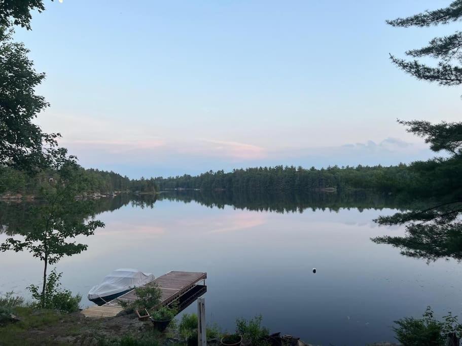 Davi's Lake House