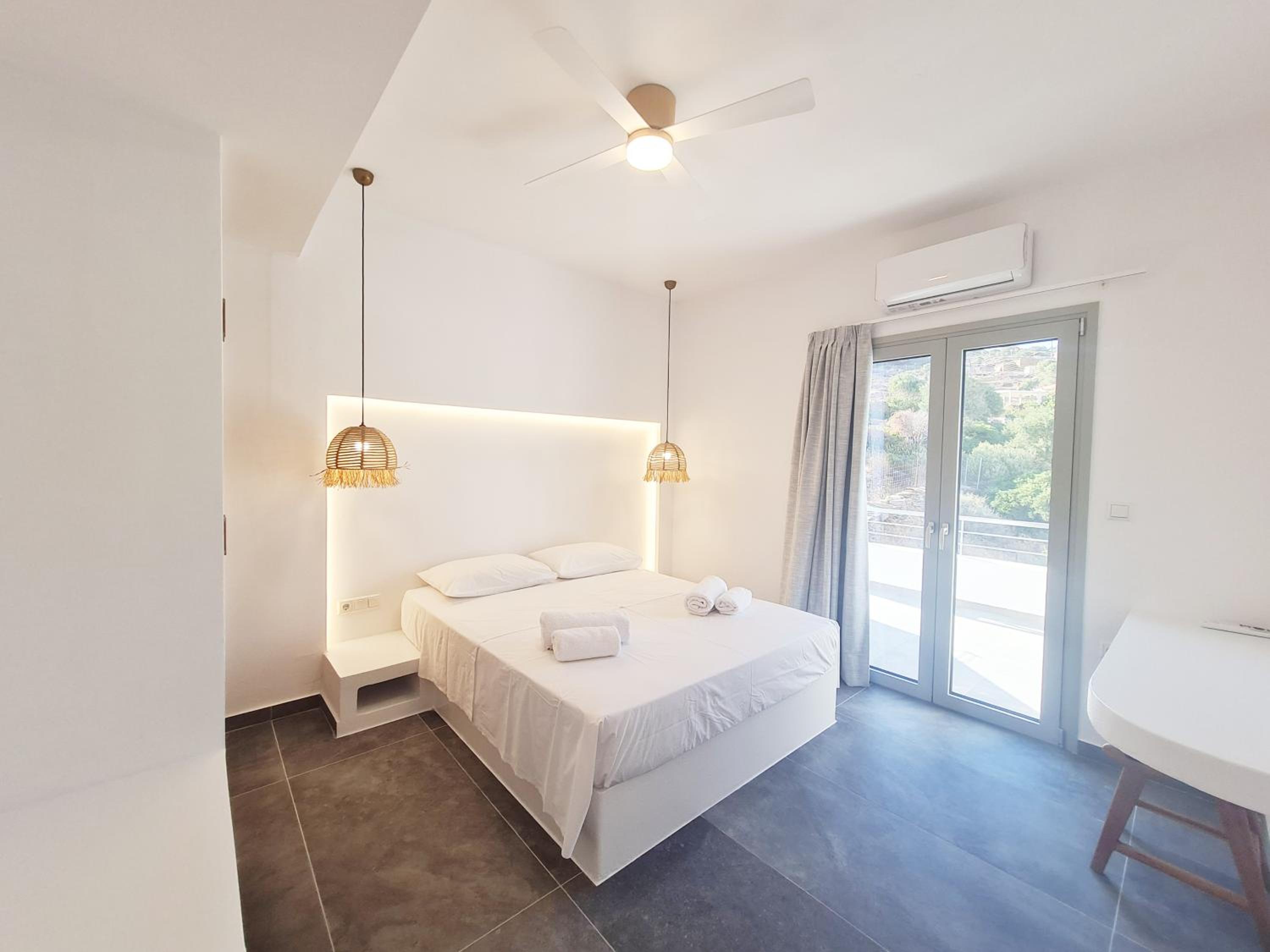 Niriis Sea View Apartments Pasithea & Psamathe Batsi