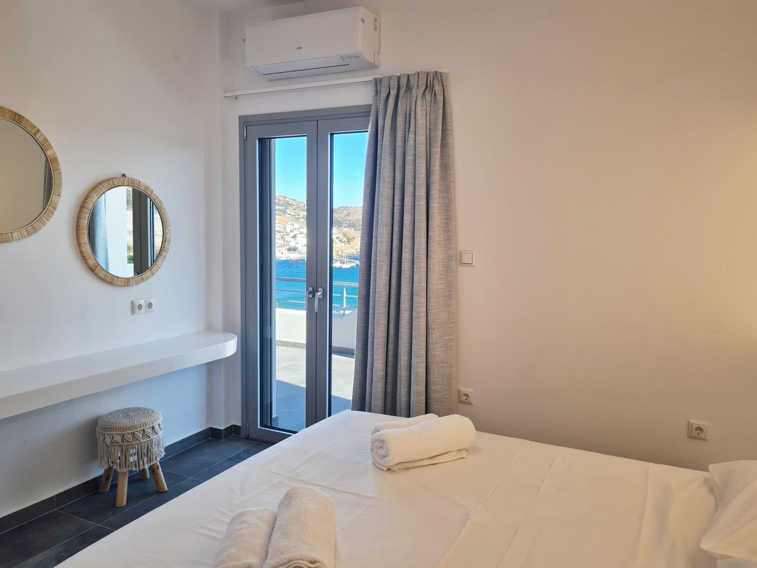 Niriis Sea View Apartments Pasithea & Psamathe Batsi
