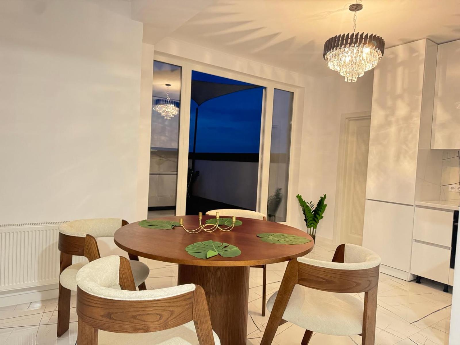 Pethouse club house
