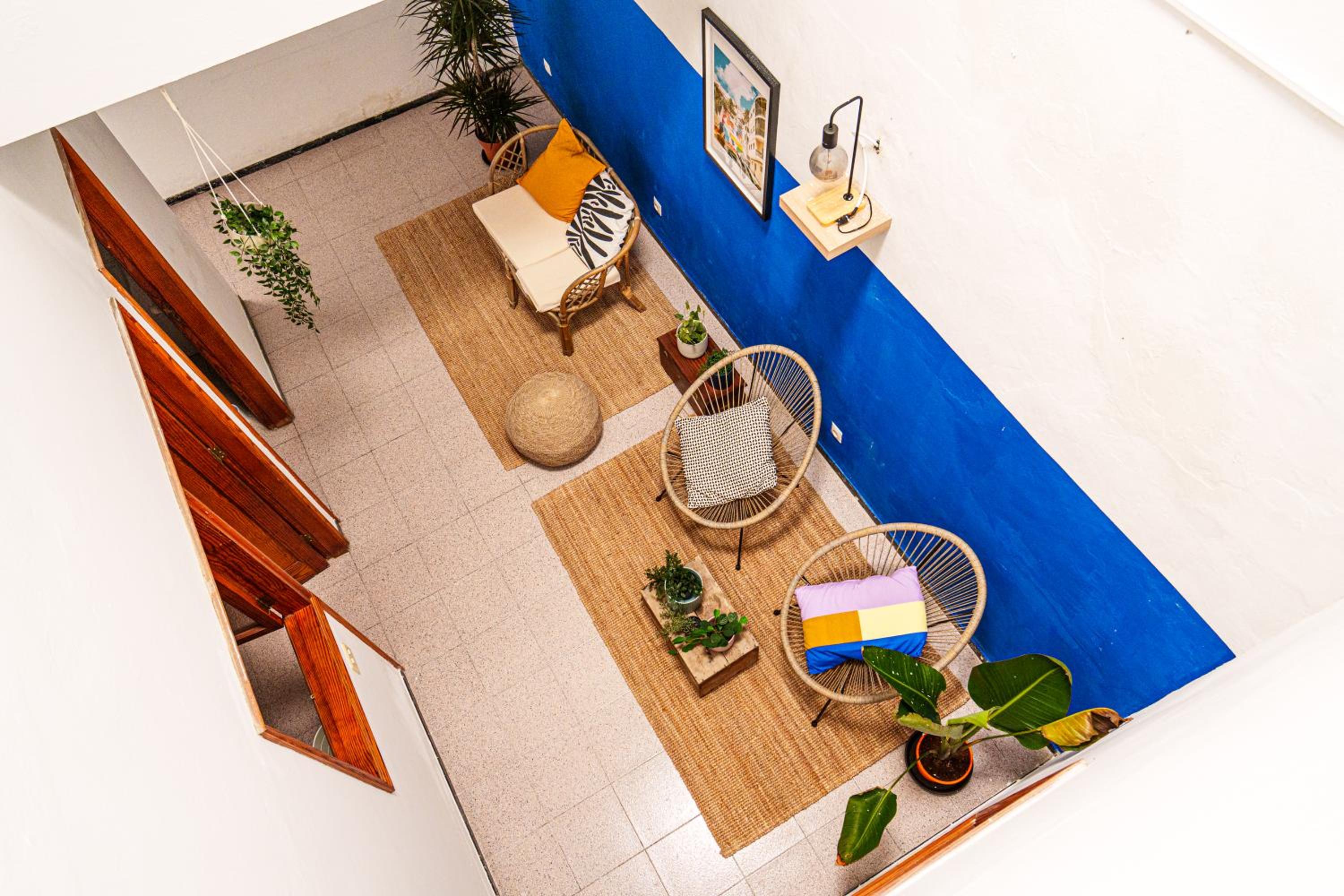 lounge
