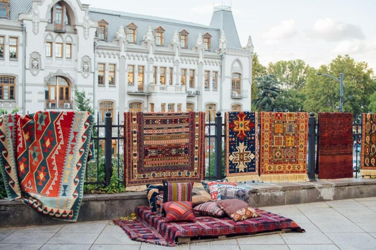 Sophisticated Comfort 2-BR Tbiilisi Gem