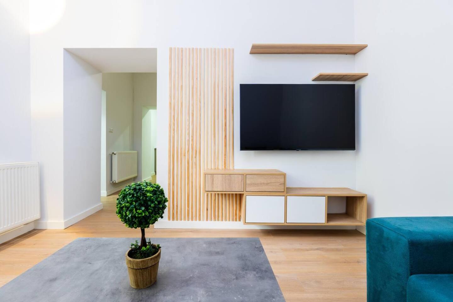 Sophisticated Comfort 2-BR Tbiilisi Gem