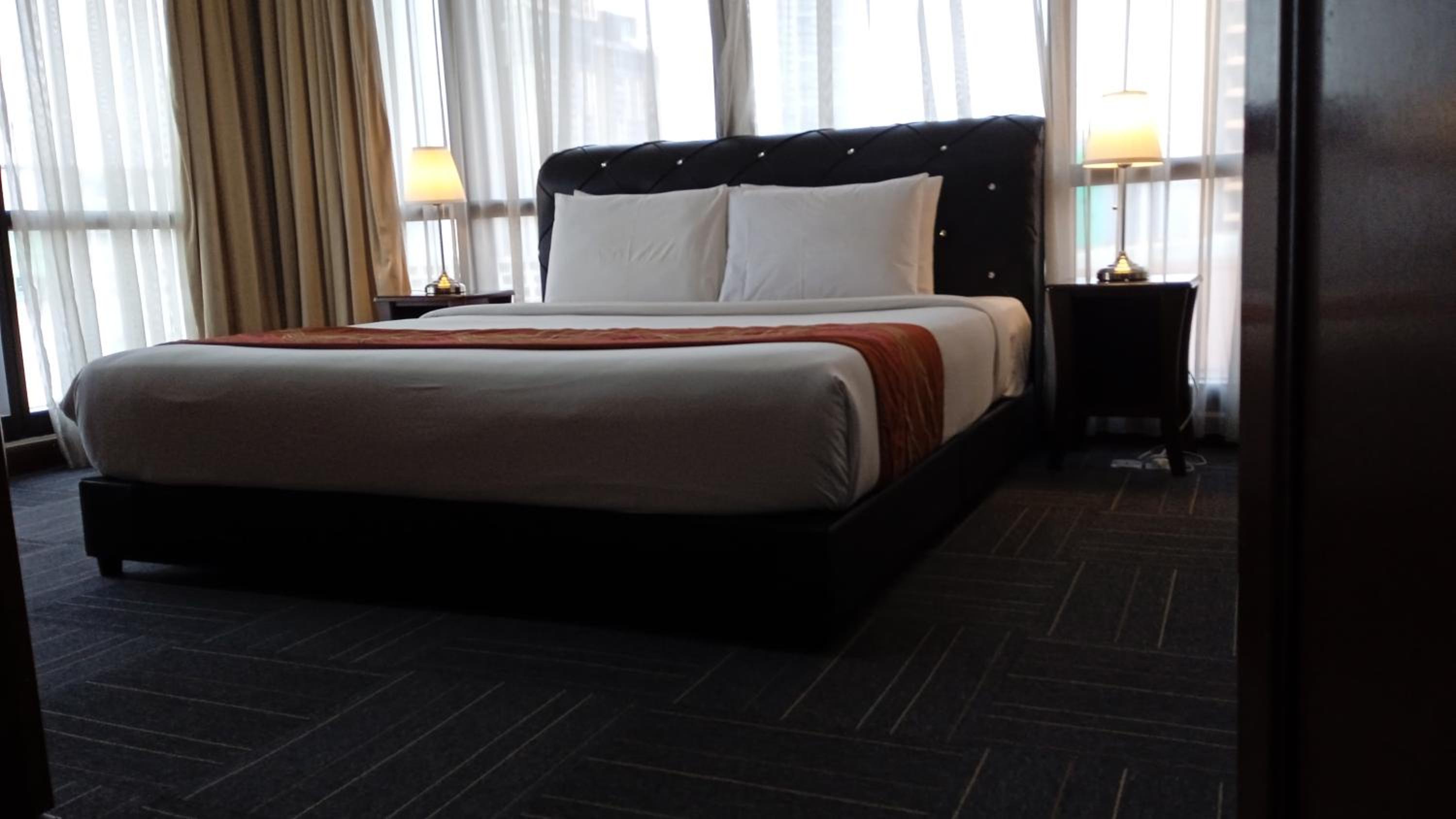 1 World Service Suite at Times Square KL