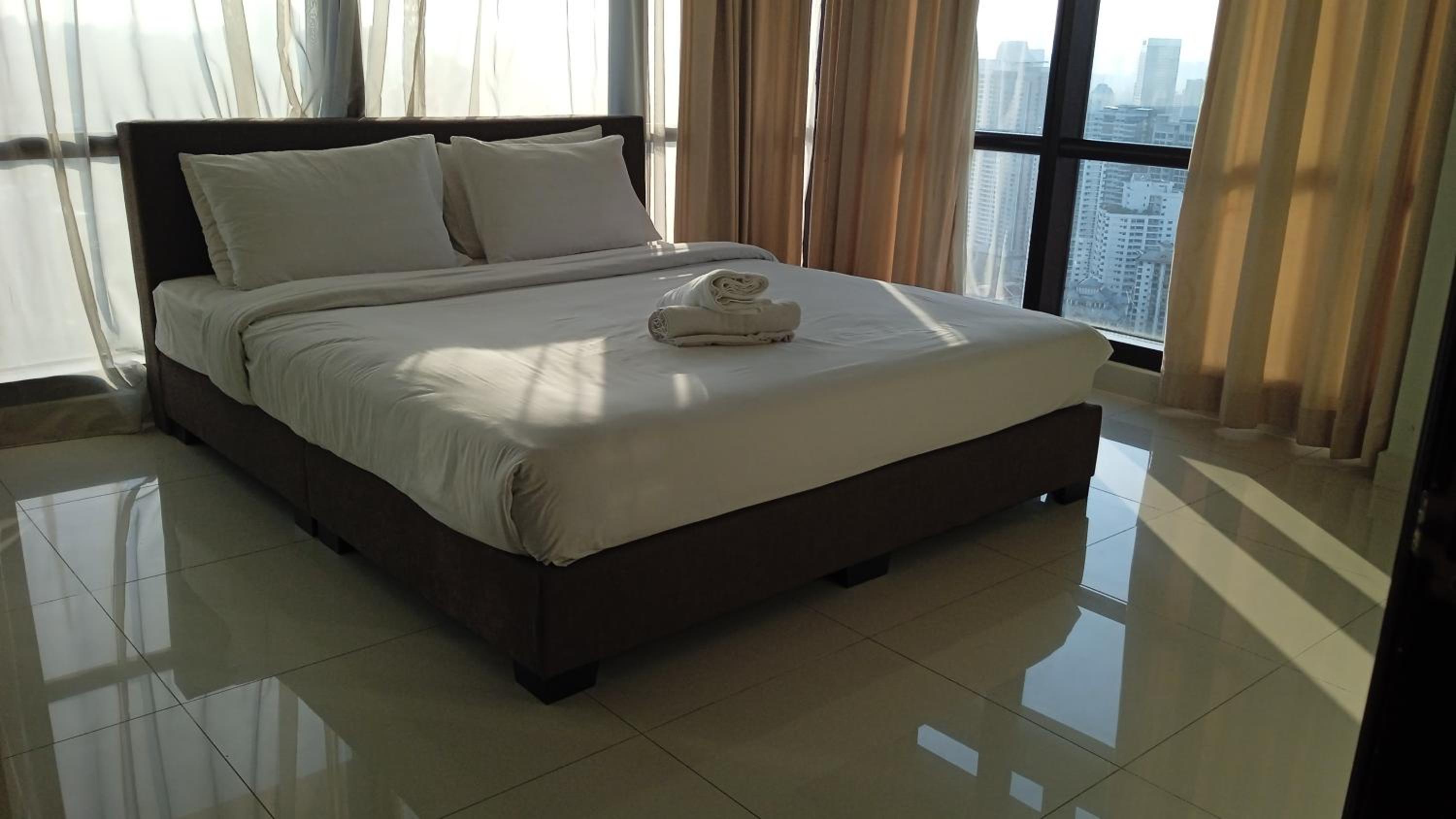 1 World Service Suite at Times Square KL