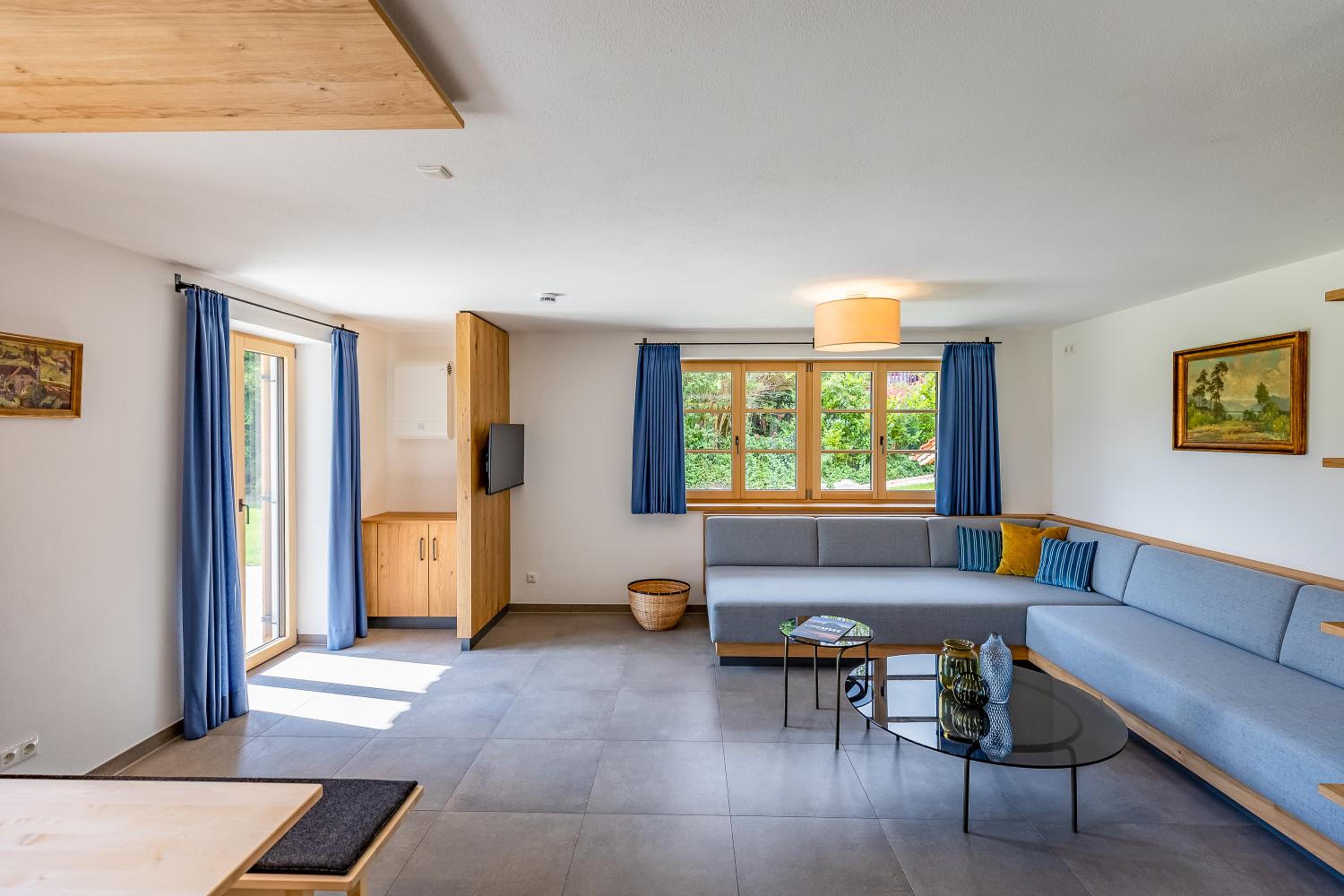 Graf Chiemo Suites - direkt am Chiemsee mit separatem Seezugang