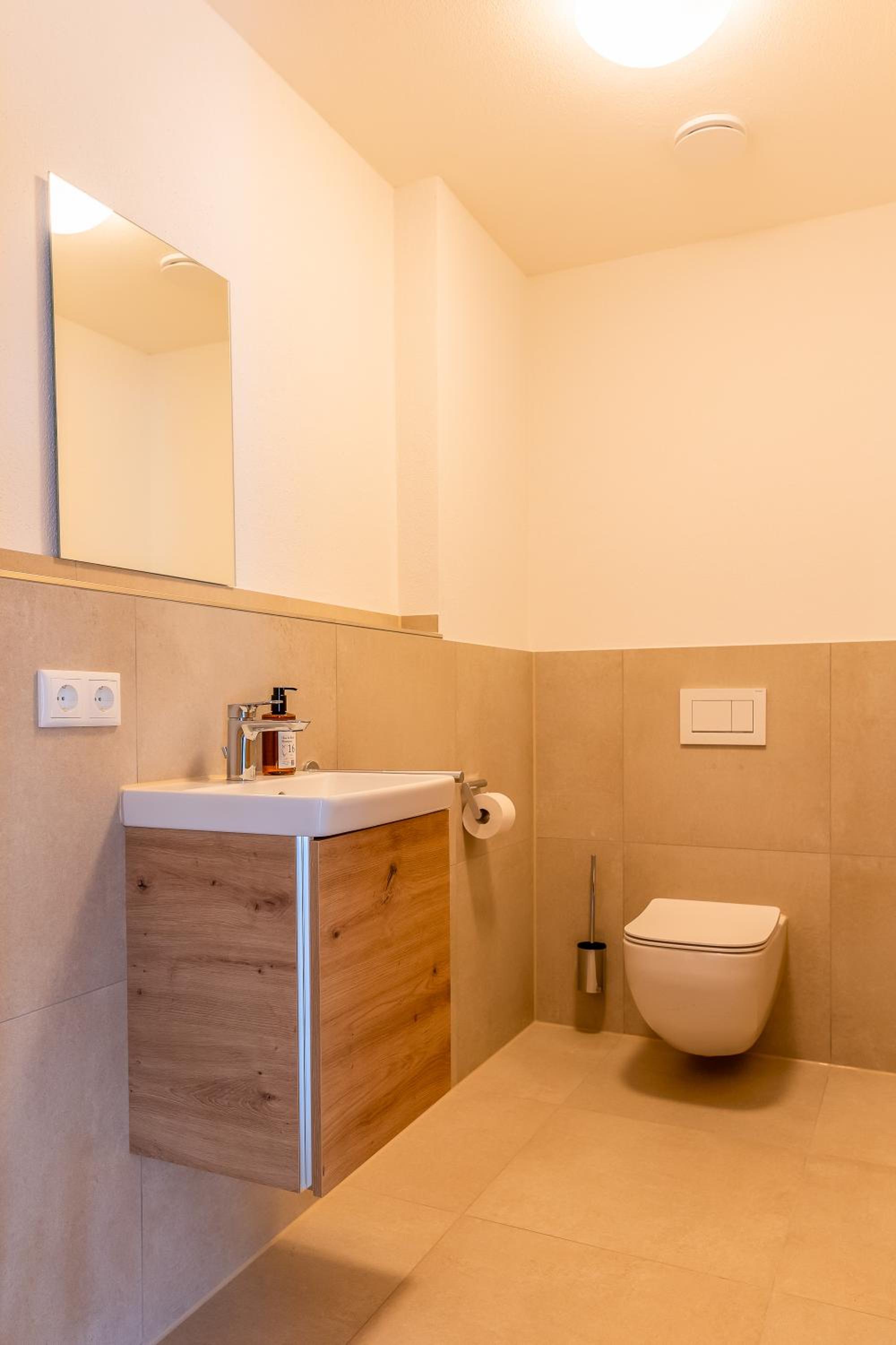 Graf Chiemo Suites - direkt am Chiemsee mit separatem Seezugang