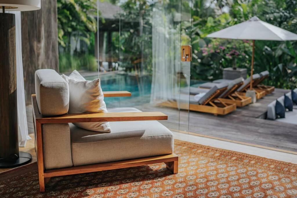 Dwa Chandra Full-Service 5BR Villa in Nature Sanctuary view 5