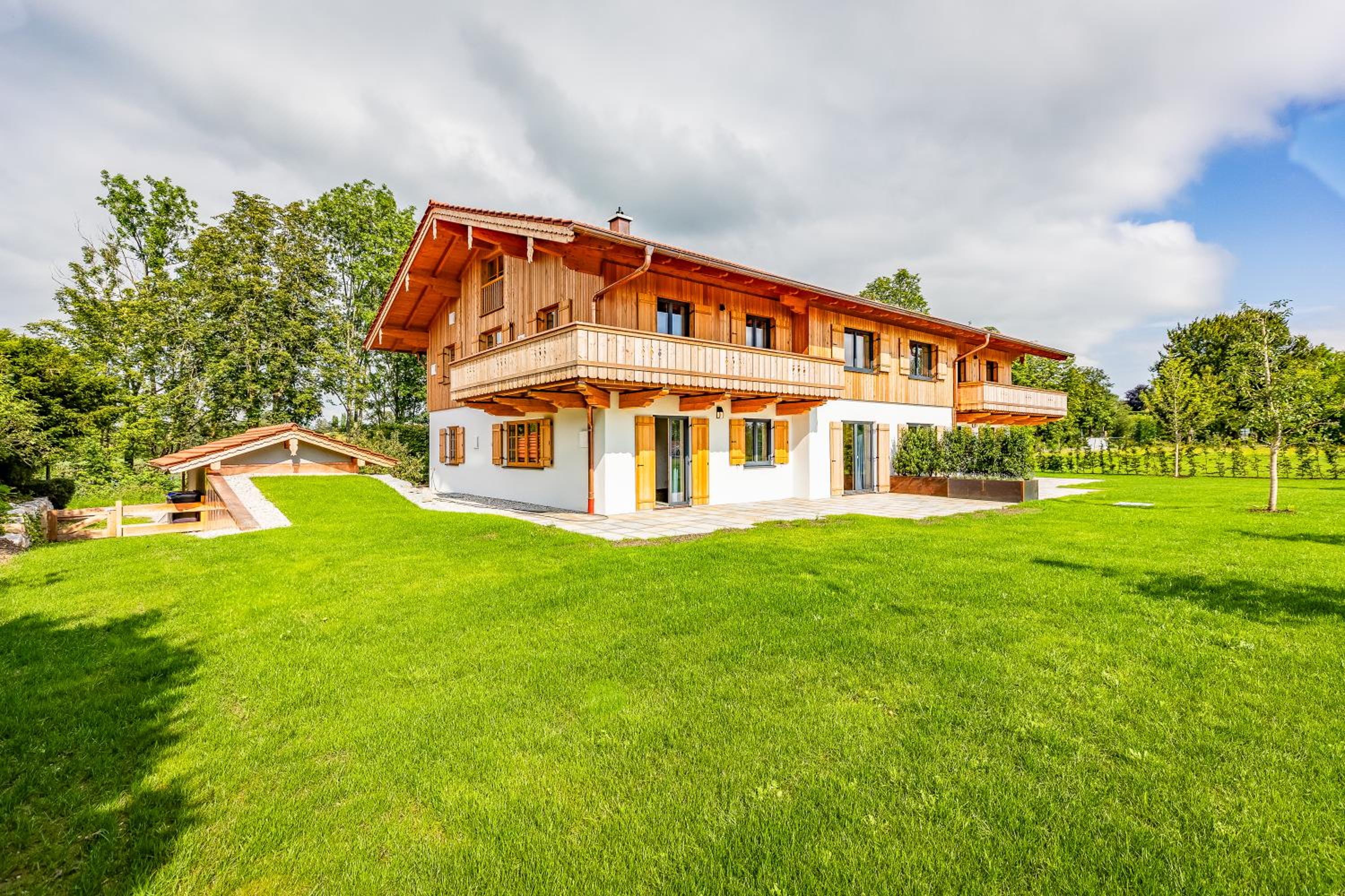 Graf Chiemo Suites - direkt am Chiemsee mit separatem Seezugang