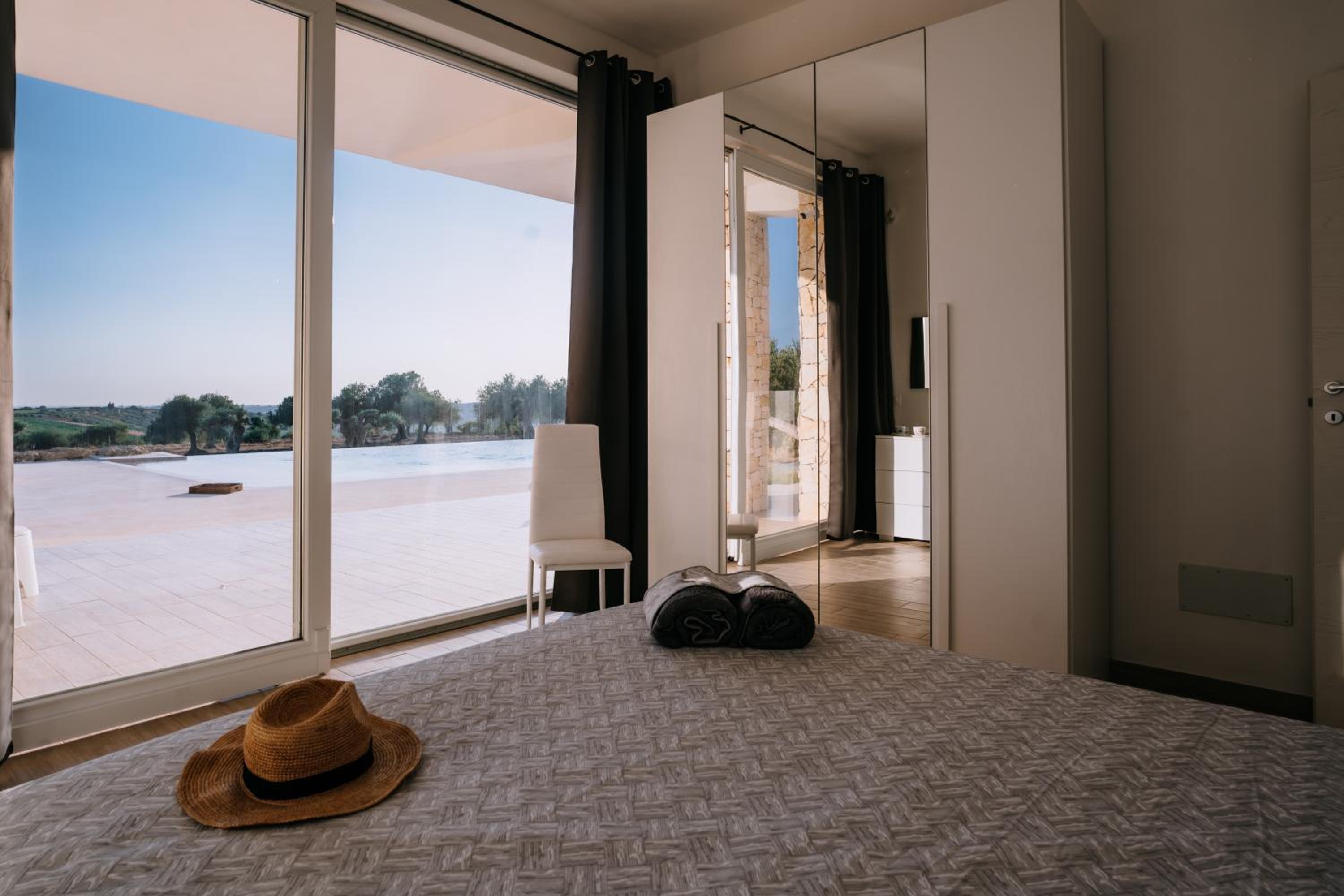 Villa Infinito by PosarelliVillas view 2