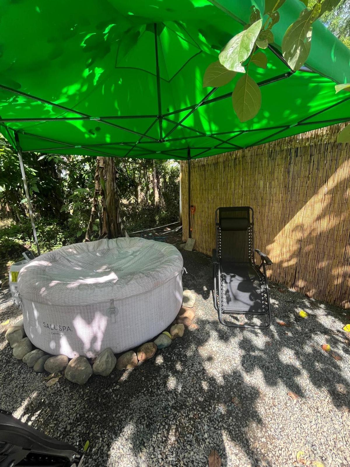 La Comarca River Glamping Dome near Manuel Antonio