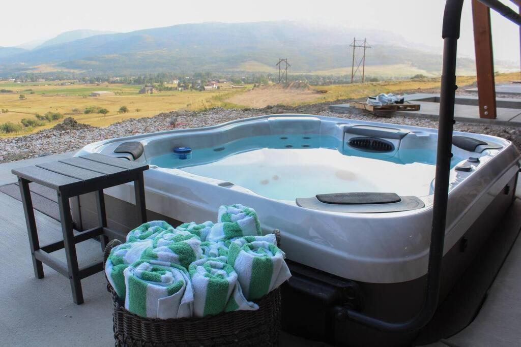 Moose Ridge Hideaway Ri903 Ski Retreat Hot Tub