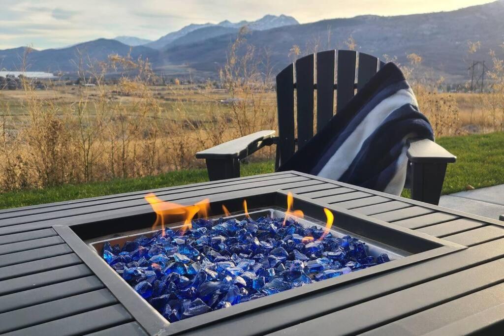 Lakeview Luxury at the Ridge view 4