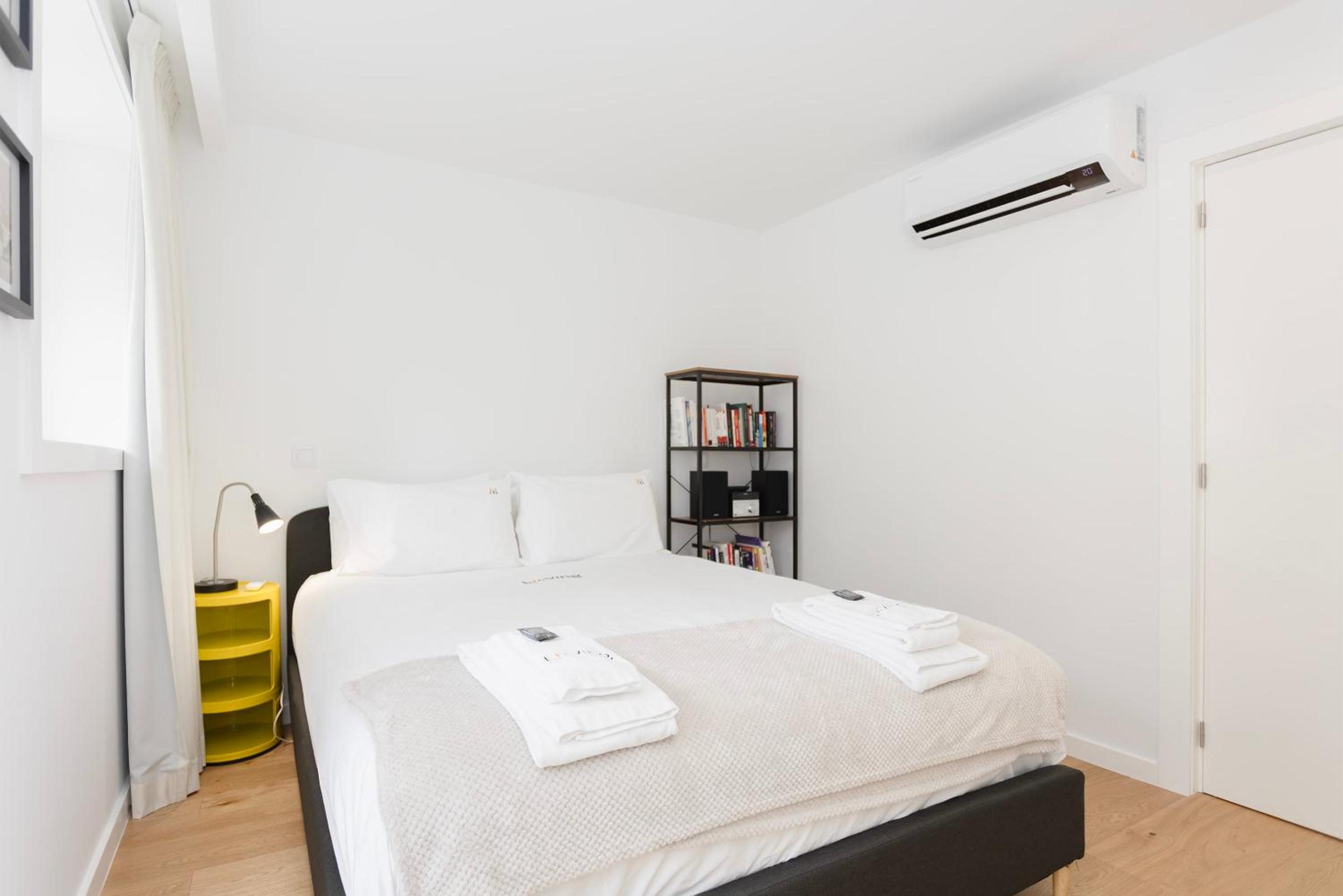 Liiiving in Matosinhos- Colorwave Terrace House view 3