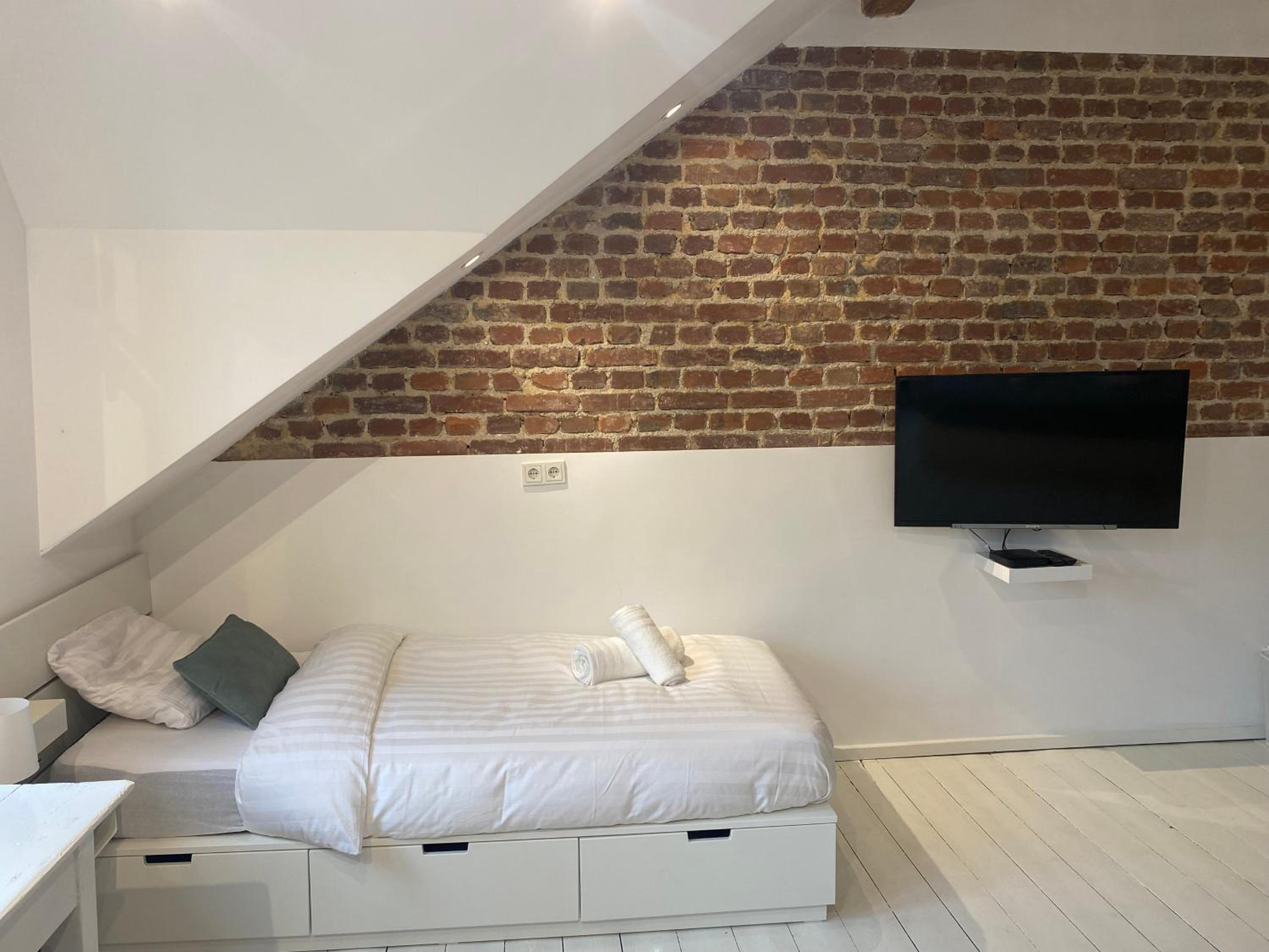 Old Town Suites