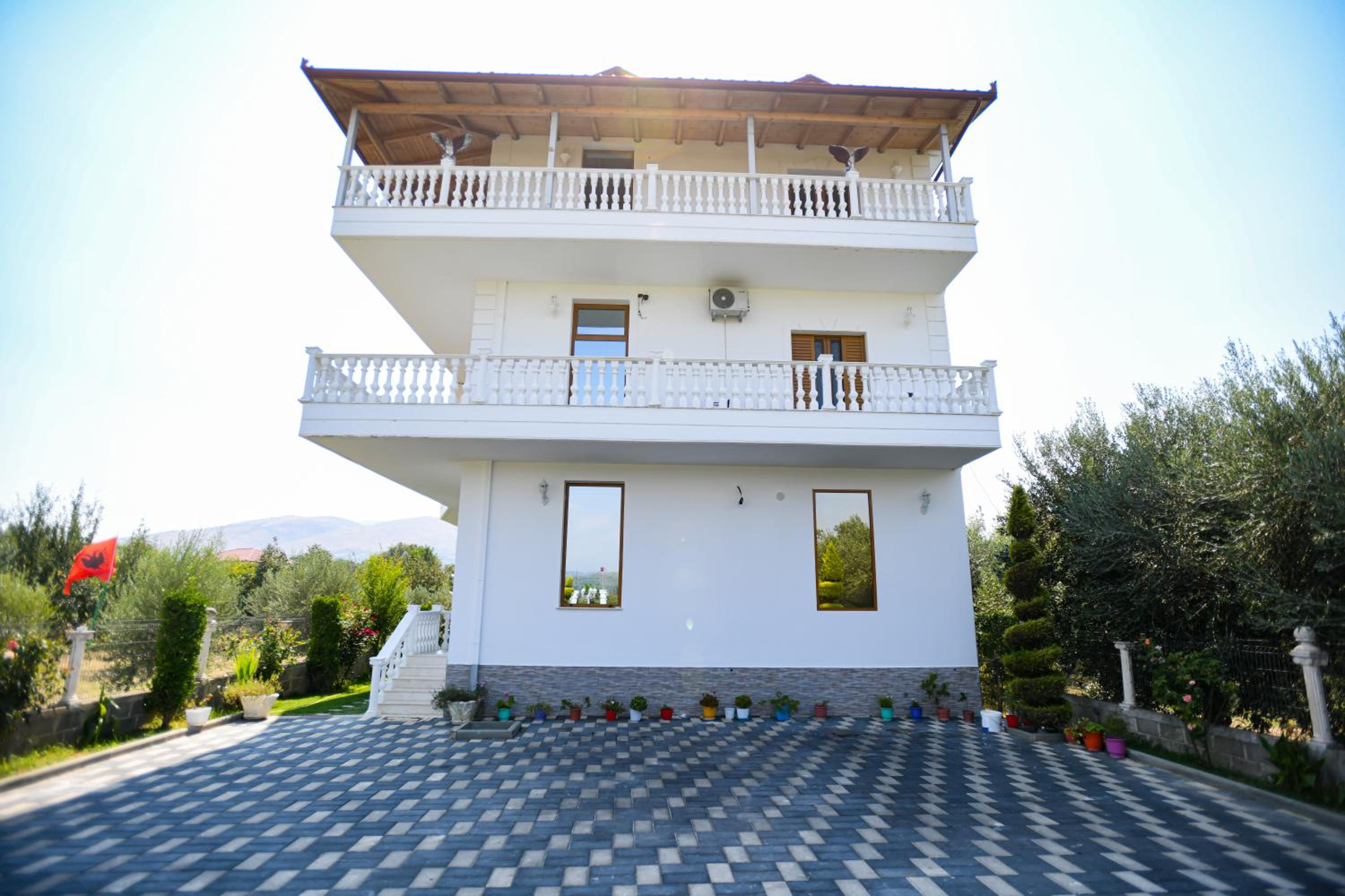 Villa Visi