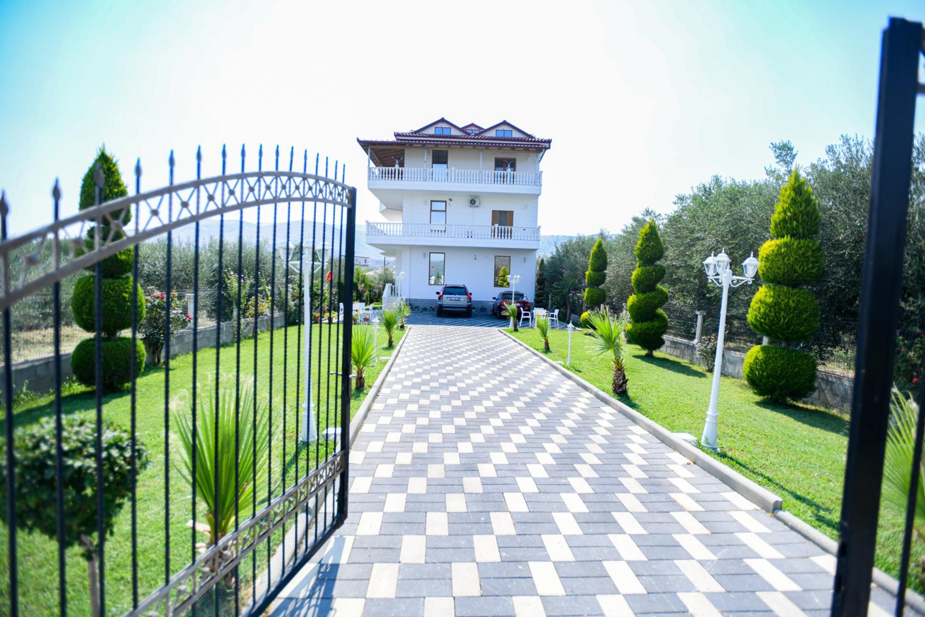 Villa Visi