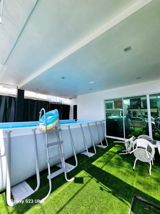 Azalea Homestay with Private Pool & Barbecue photo 7
