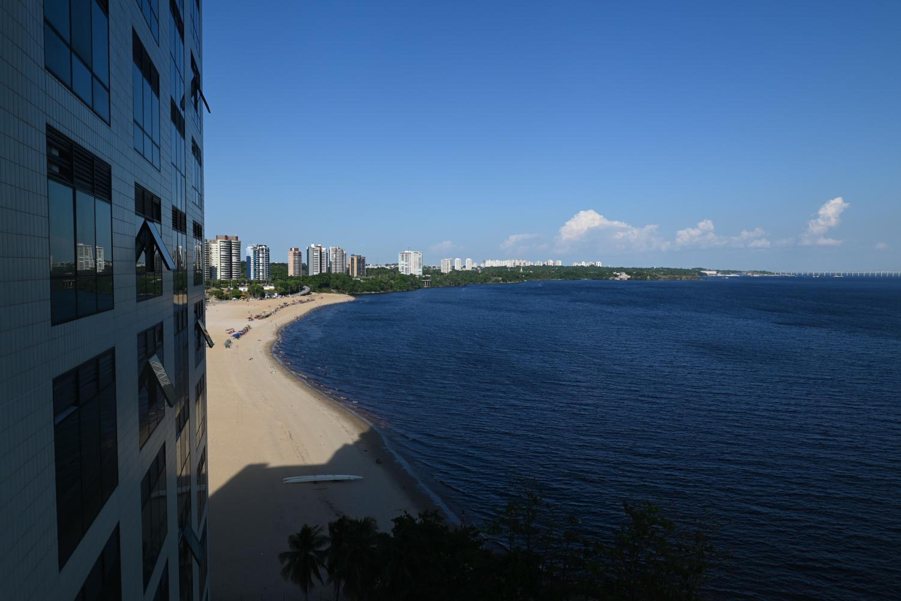 Tropical Executive Flat Suite 817 with View