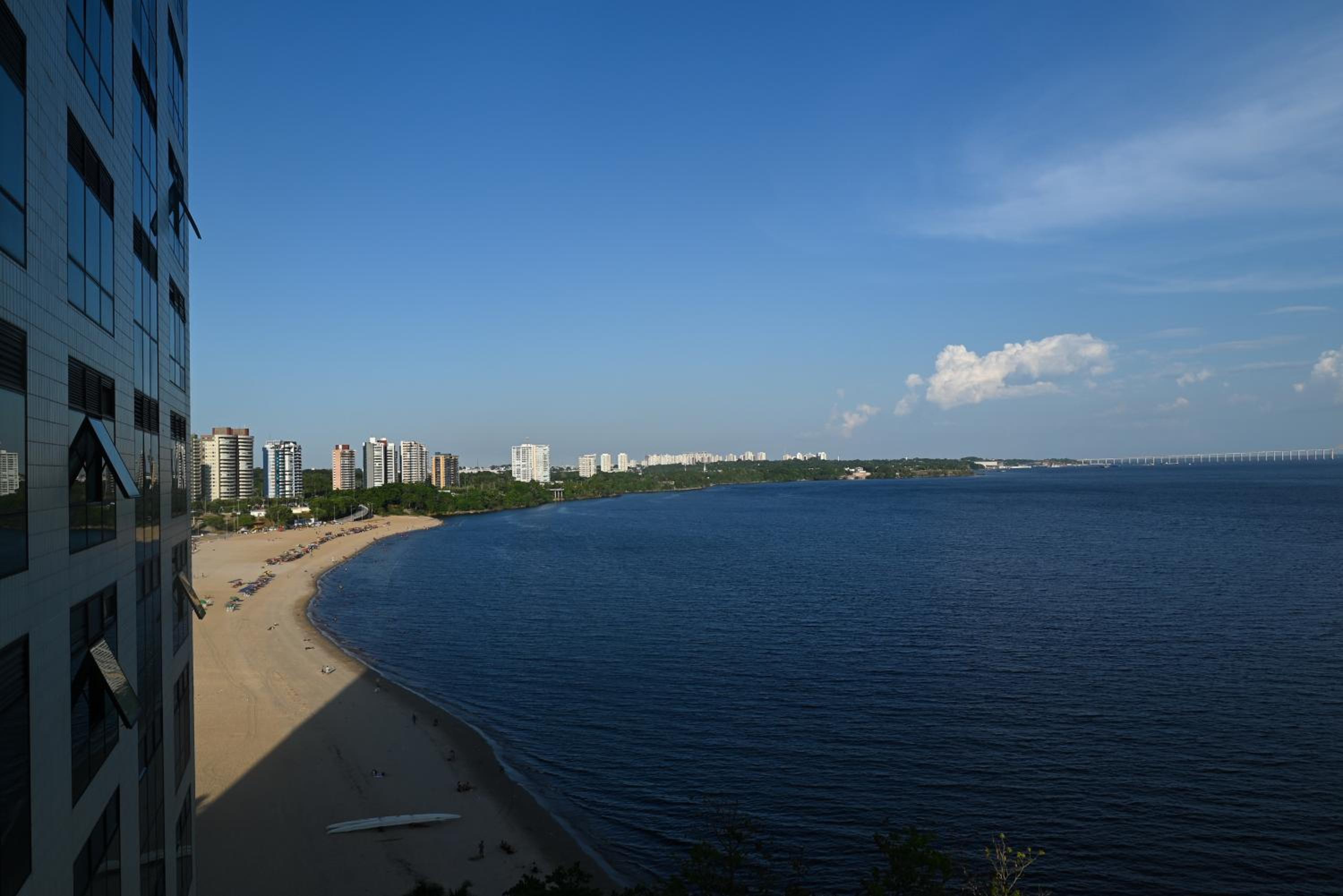 Tropical Executive Flat Suite 817 with View