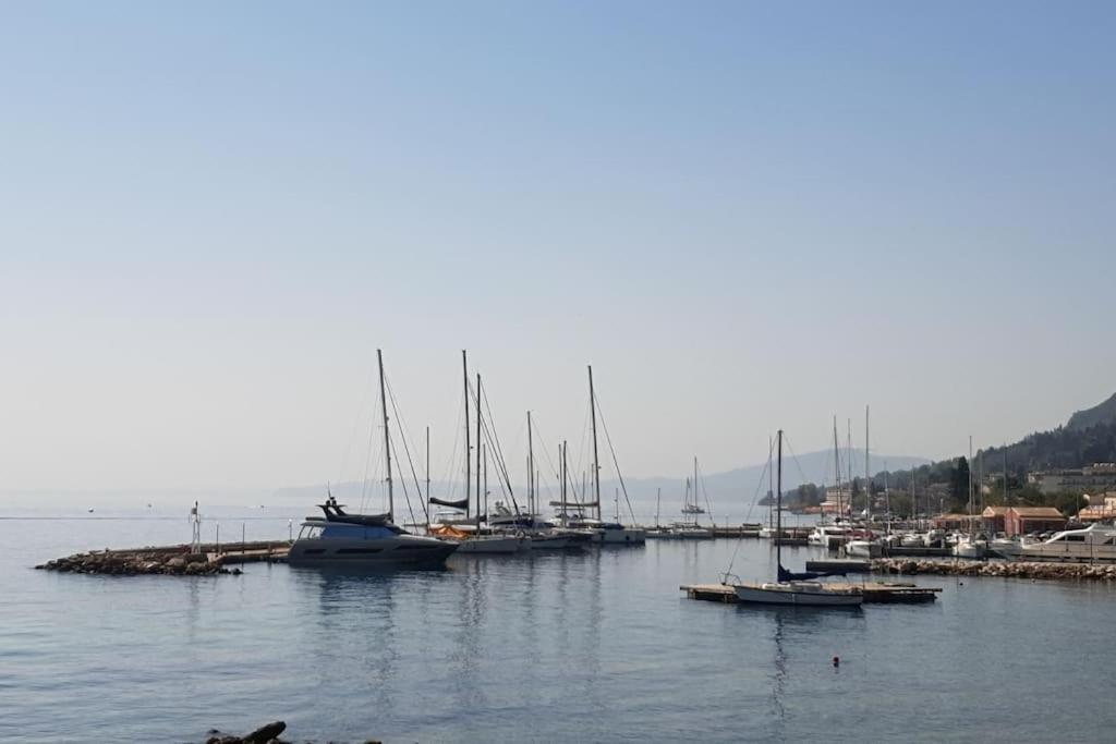 Mansion like house close to beach and Corfu town