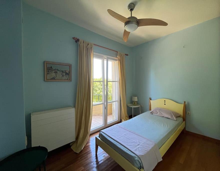 Mansion like house close to beach and Corfu town