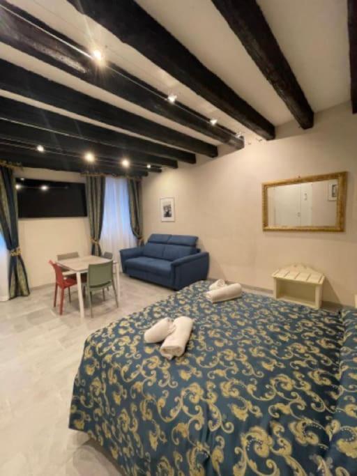 Ca'Antica sinagoga - Venice Canal front apartment