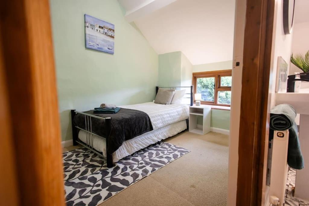 Gwynfa 2 Bedroom Cottage Betws y Coed view 4