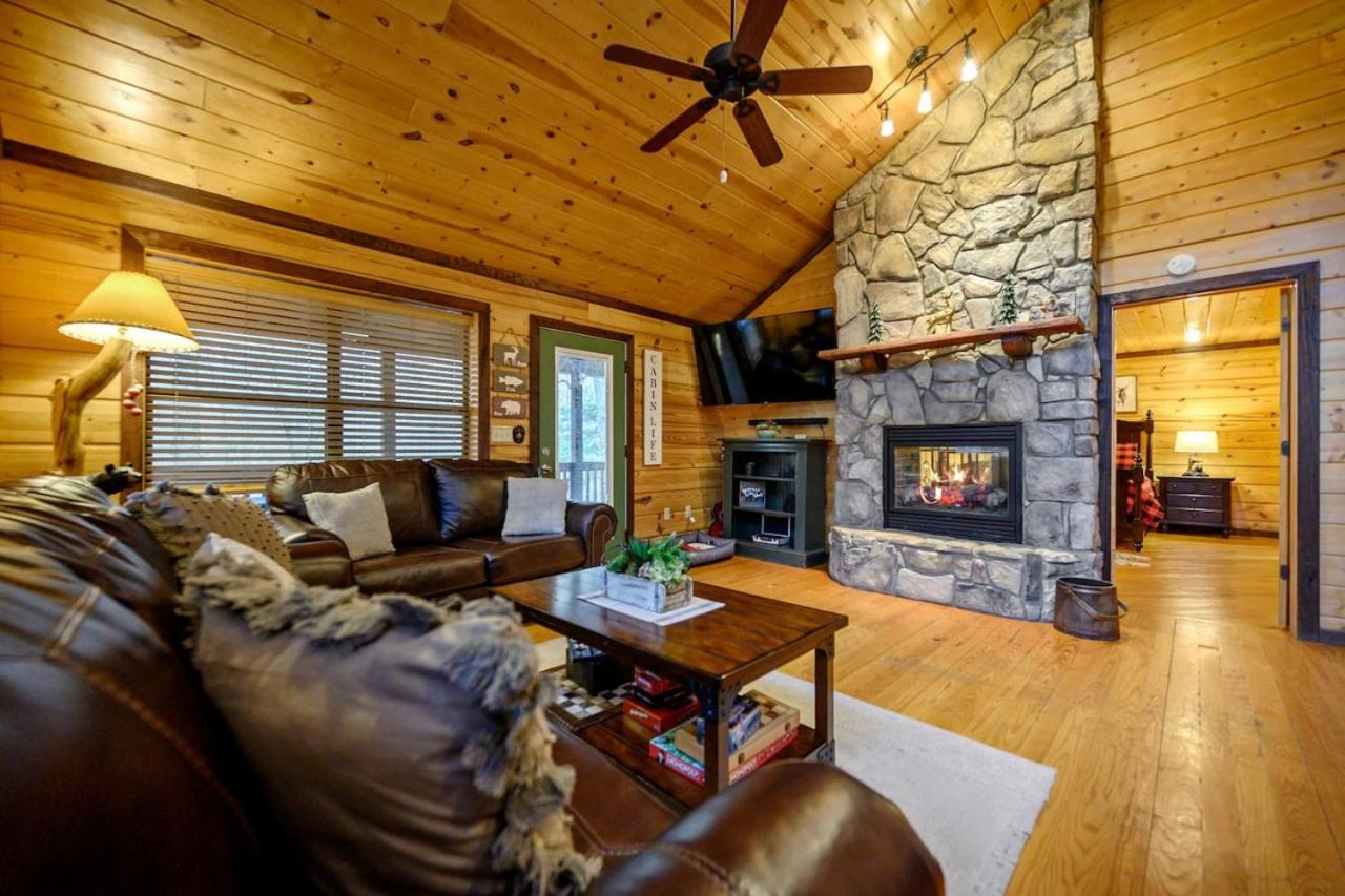 Secluded Creekside Waterfront Cabin • Hot Tub Fun view 4