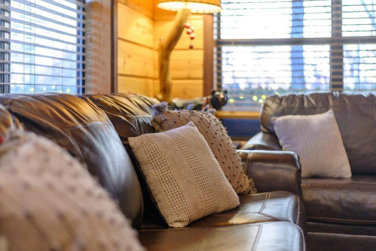 Secluded Creekside Waterfront Cabin • Hot Tub Fun view 5