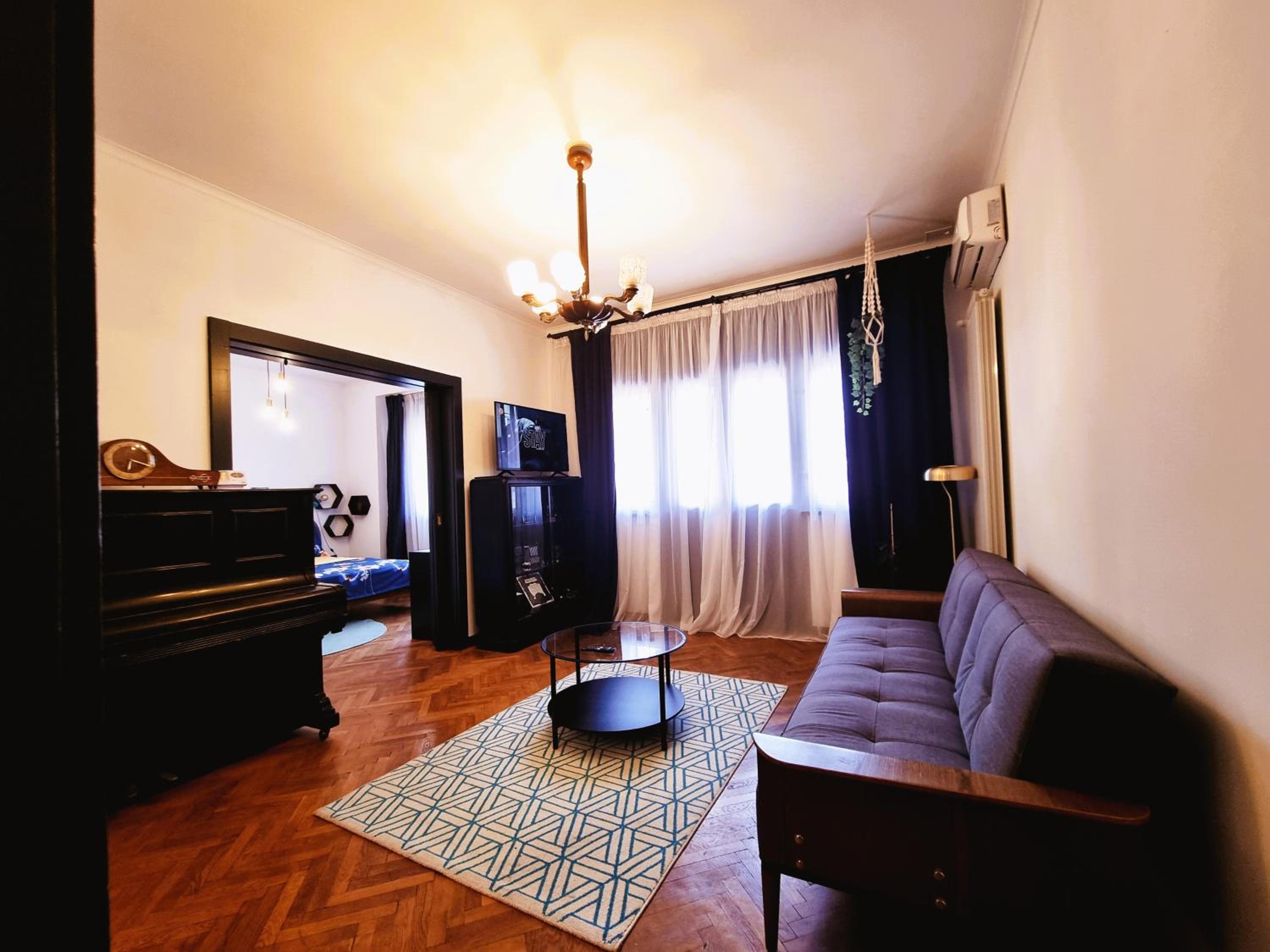 Central Old Town Exclusive - The Musician view 4