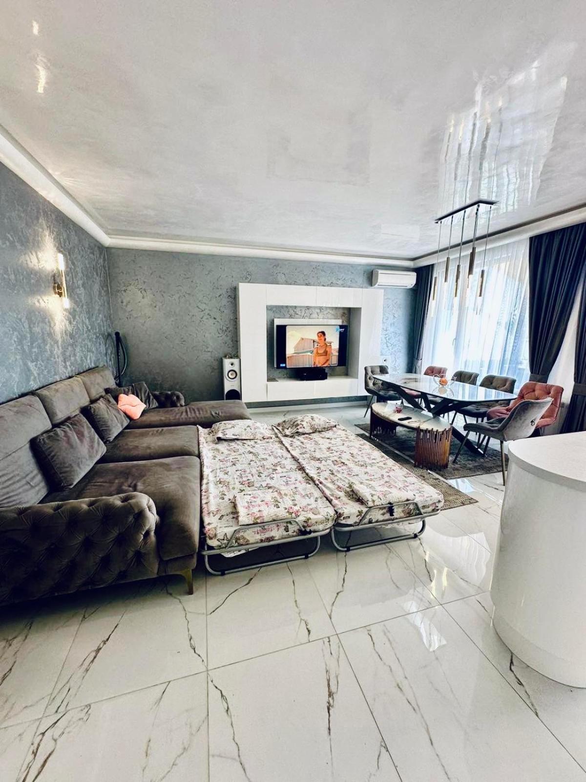 Spacious Prestige Penthouse