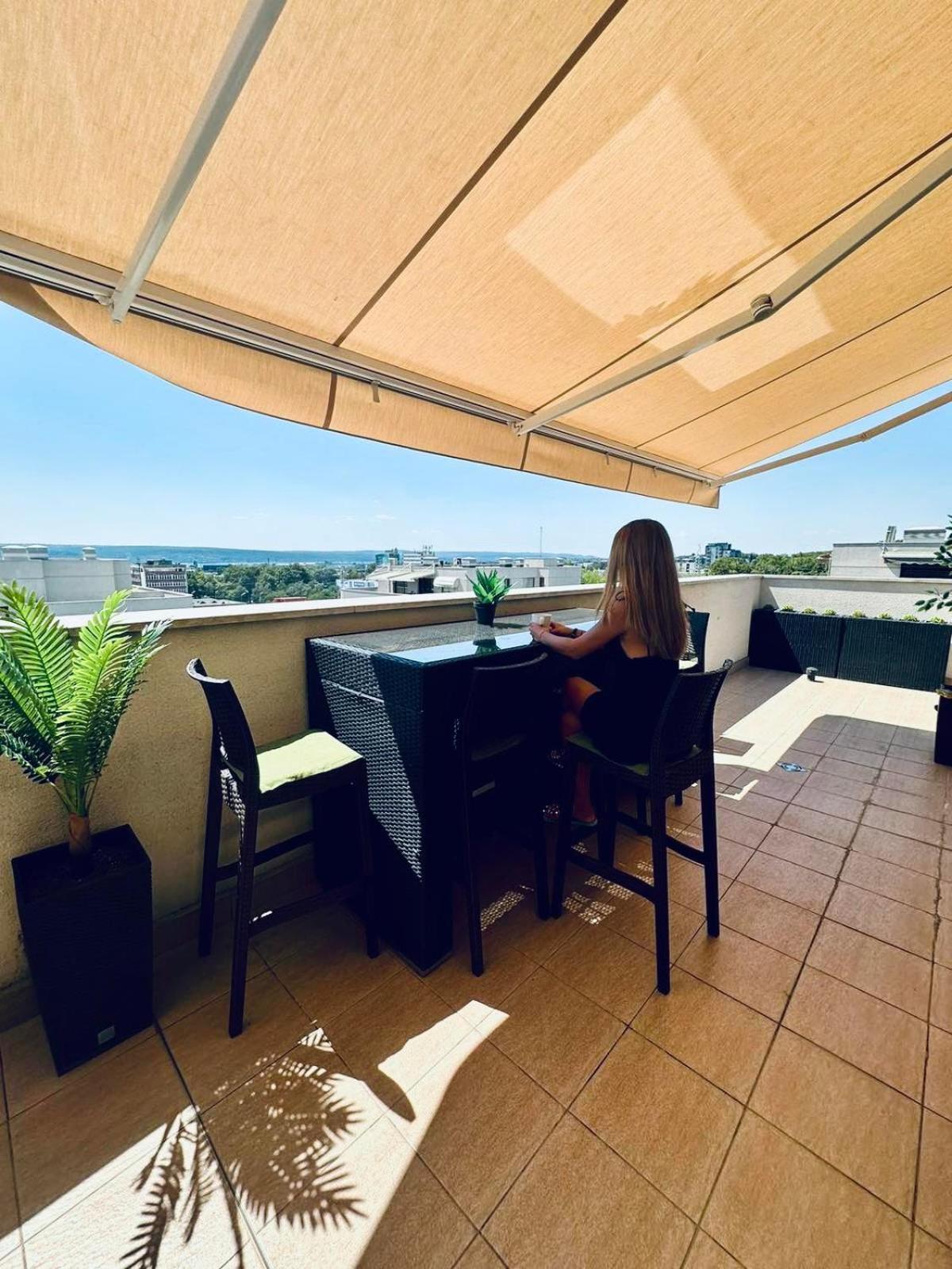 Spacious Prestige Penthouse