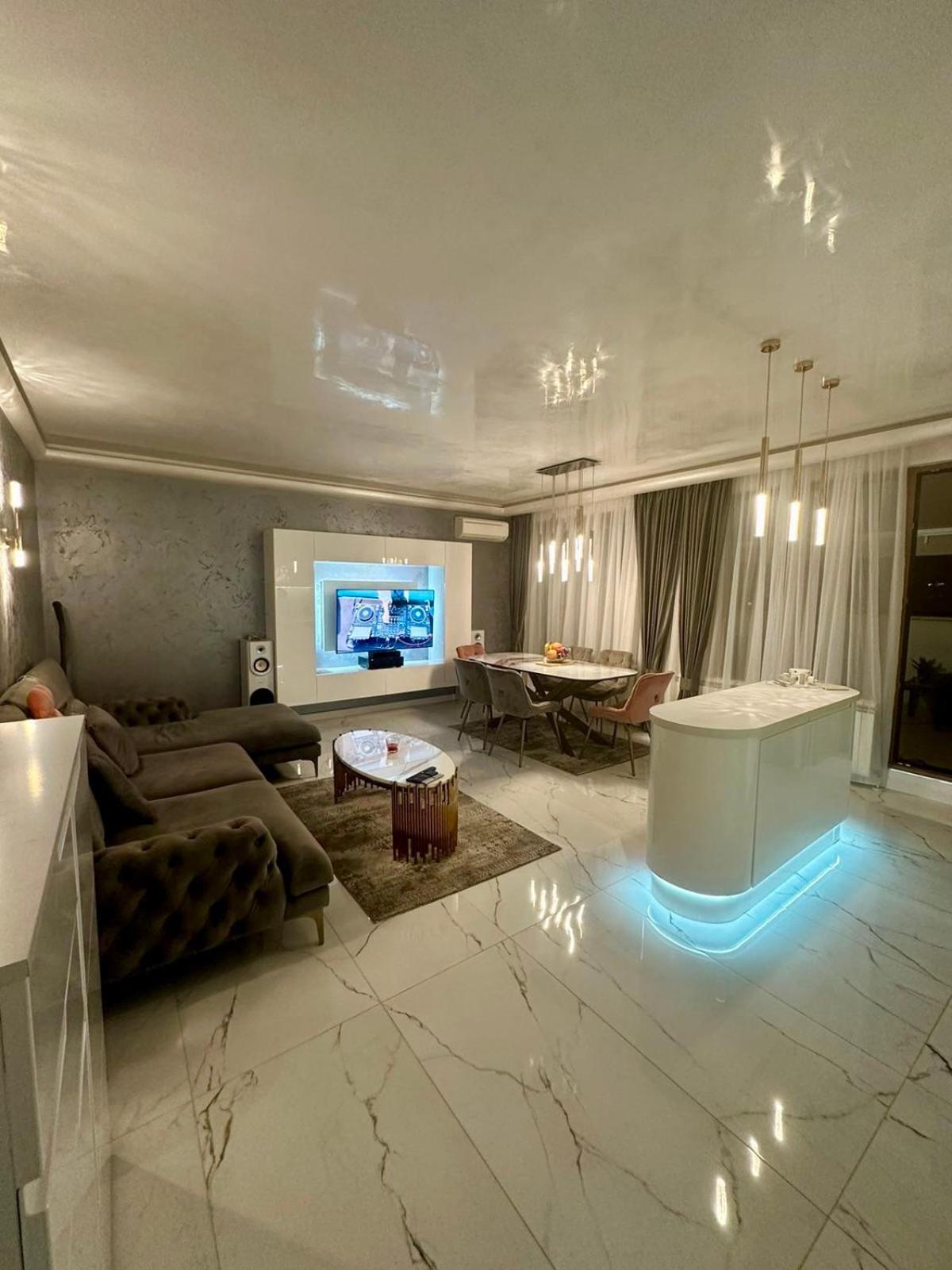 Spacious Prestige Penthouse