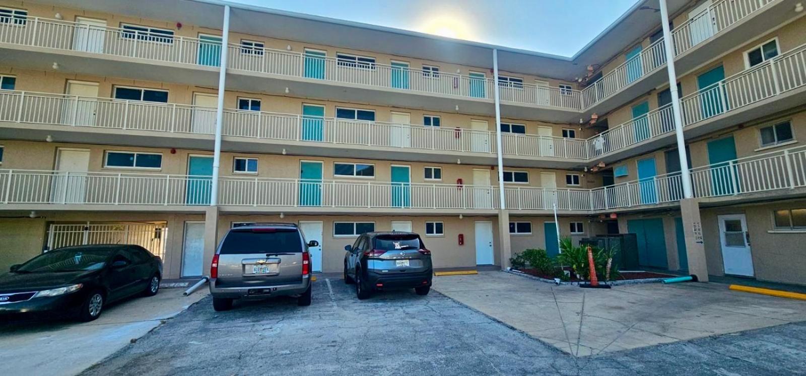Ocean View - Direct Ocean Front-Pool Is Open