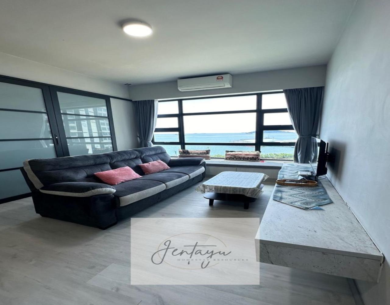 Jesselton Quay Bay Seaview 08 photo 1