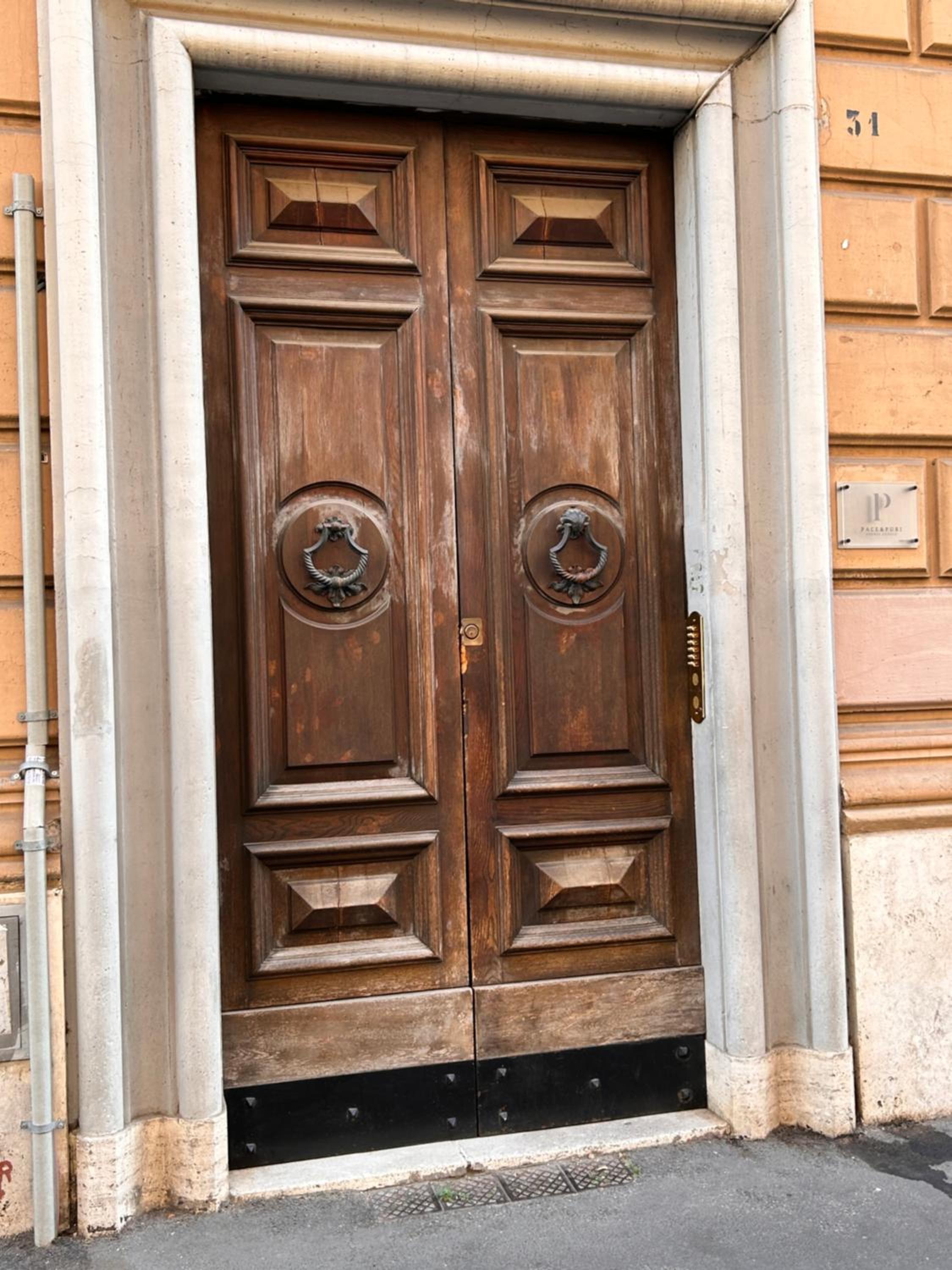 DOMUS Laura VATICANO