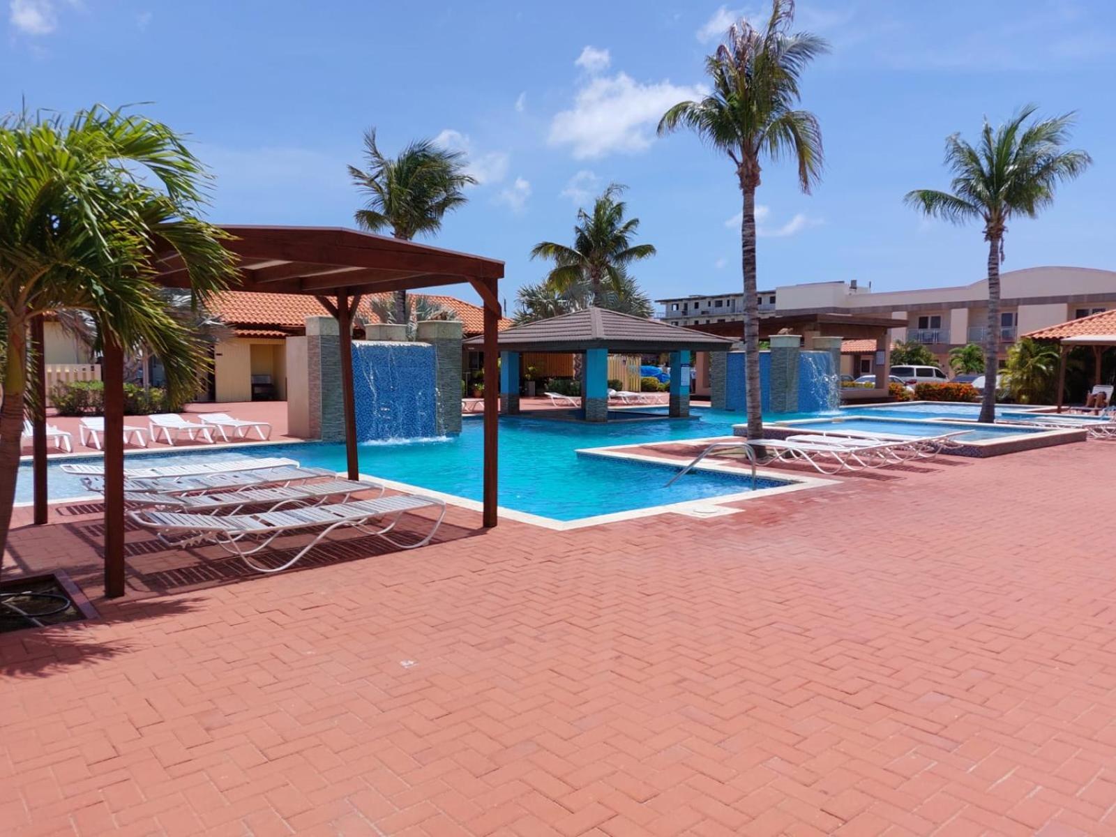 Eagle Bliss The Pearl Aruba