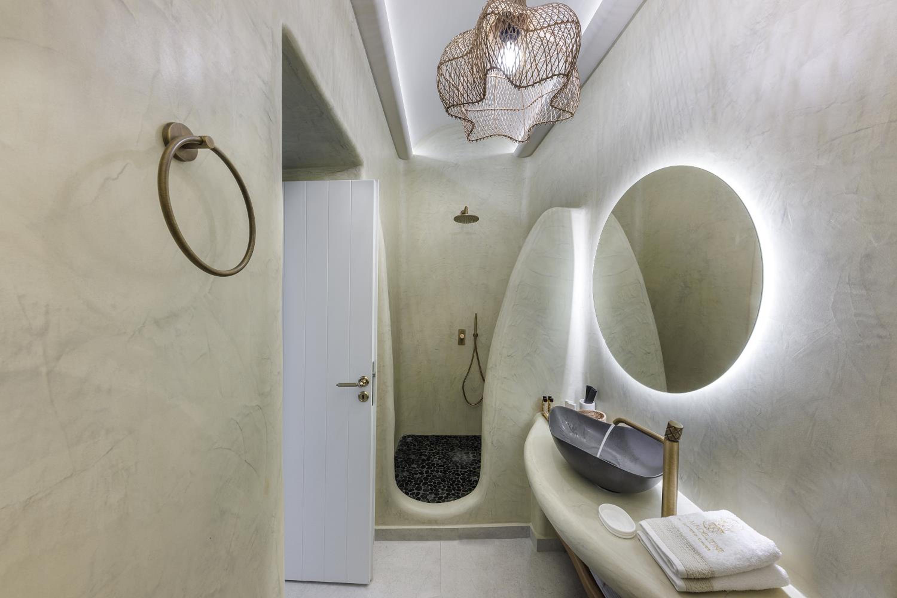 Oia Vacations - La Madeleine - Property Image 6