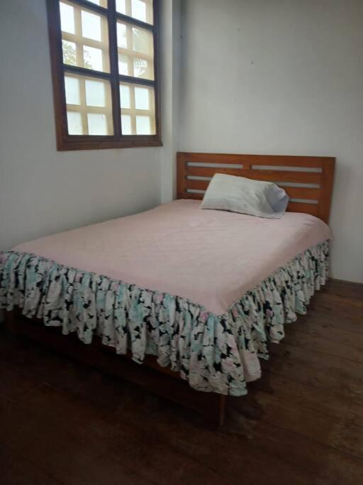 Casa 2 pisos cerca de la playa