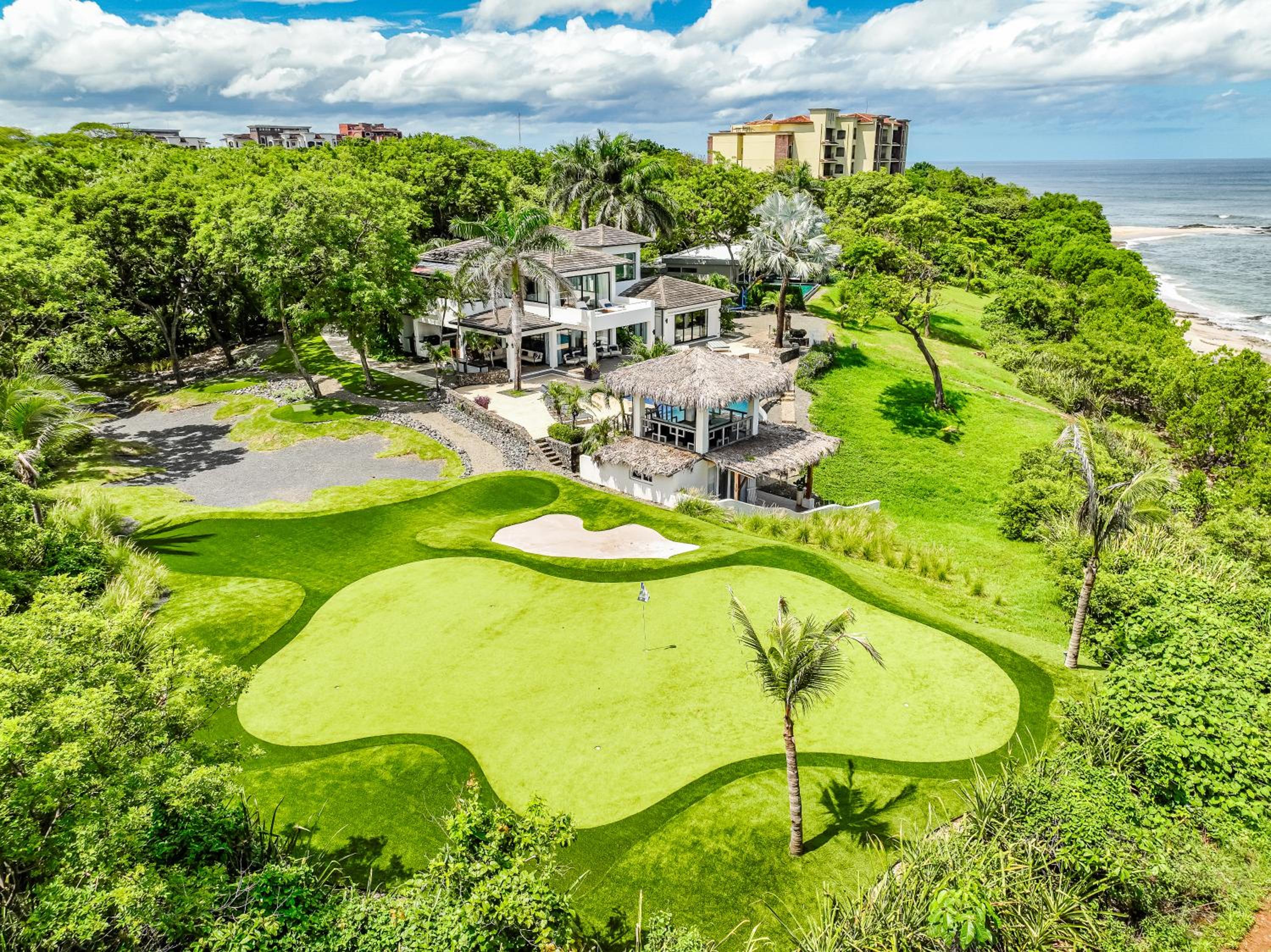 The Point Luxury Villa, Tamarindo